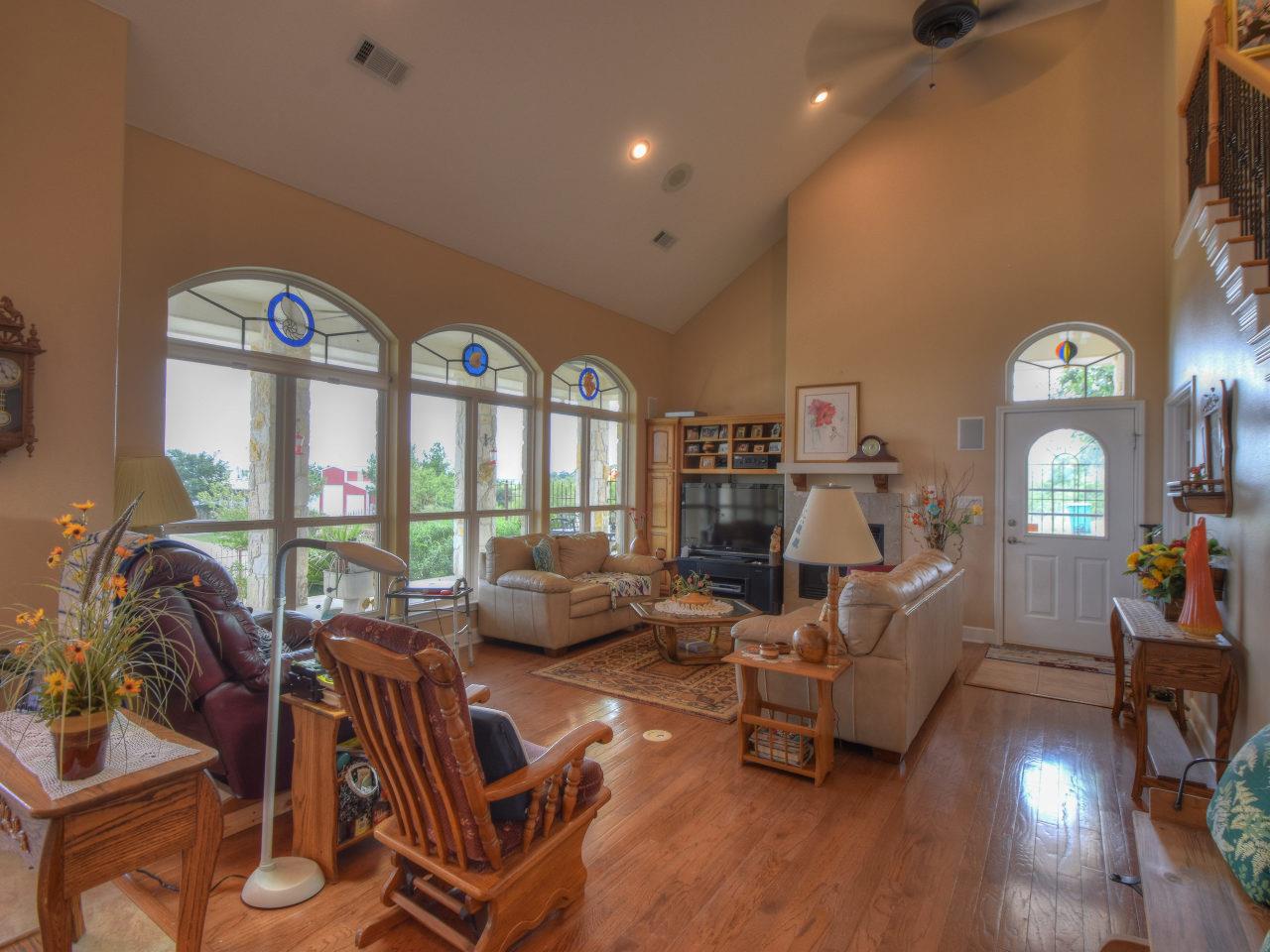 301 Dove Haven, Sunrise Beach, TX 78643