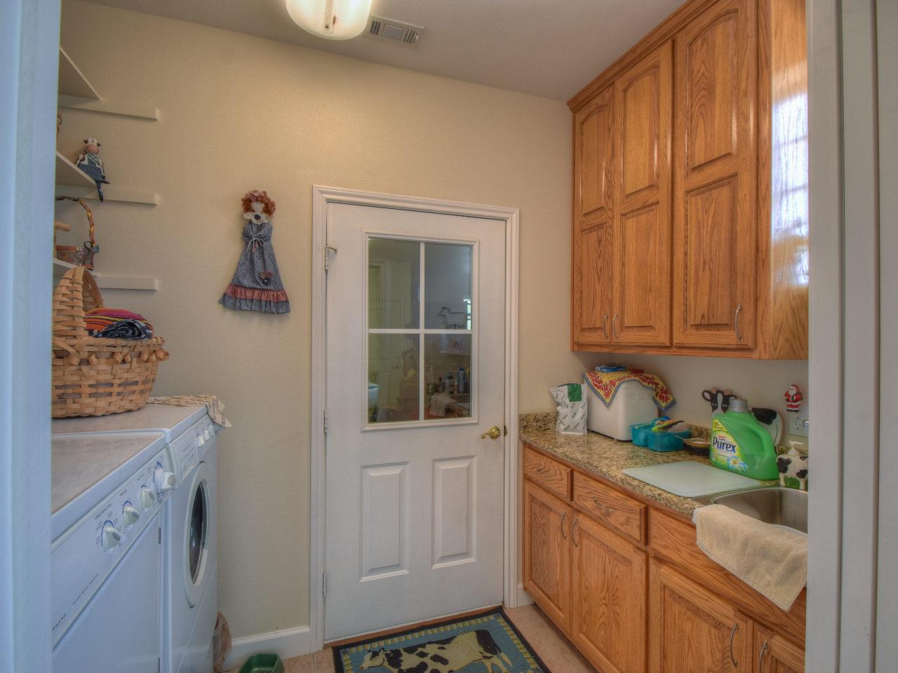 301 Dove Haven, Sunrise Beach, TX 78643