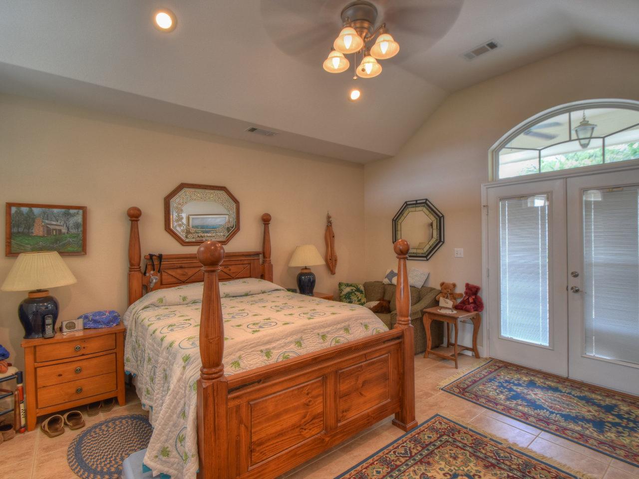 301 Dove Haven, Sunrise Beach, TX 78643