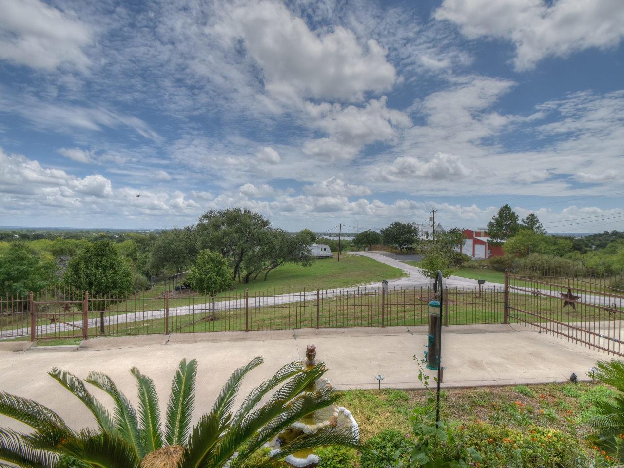 301 Dove Haven, Sunrise Beach, TX 78643
