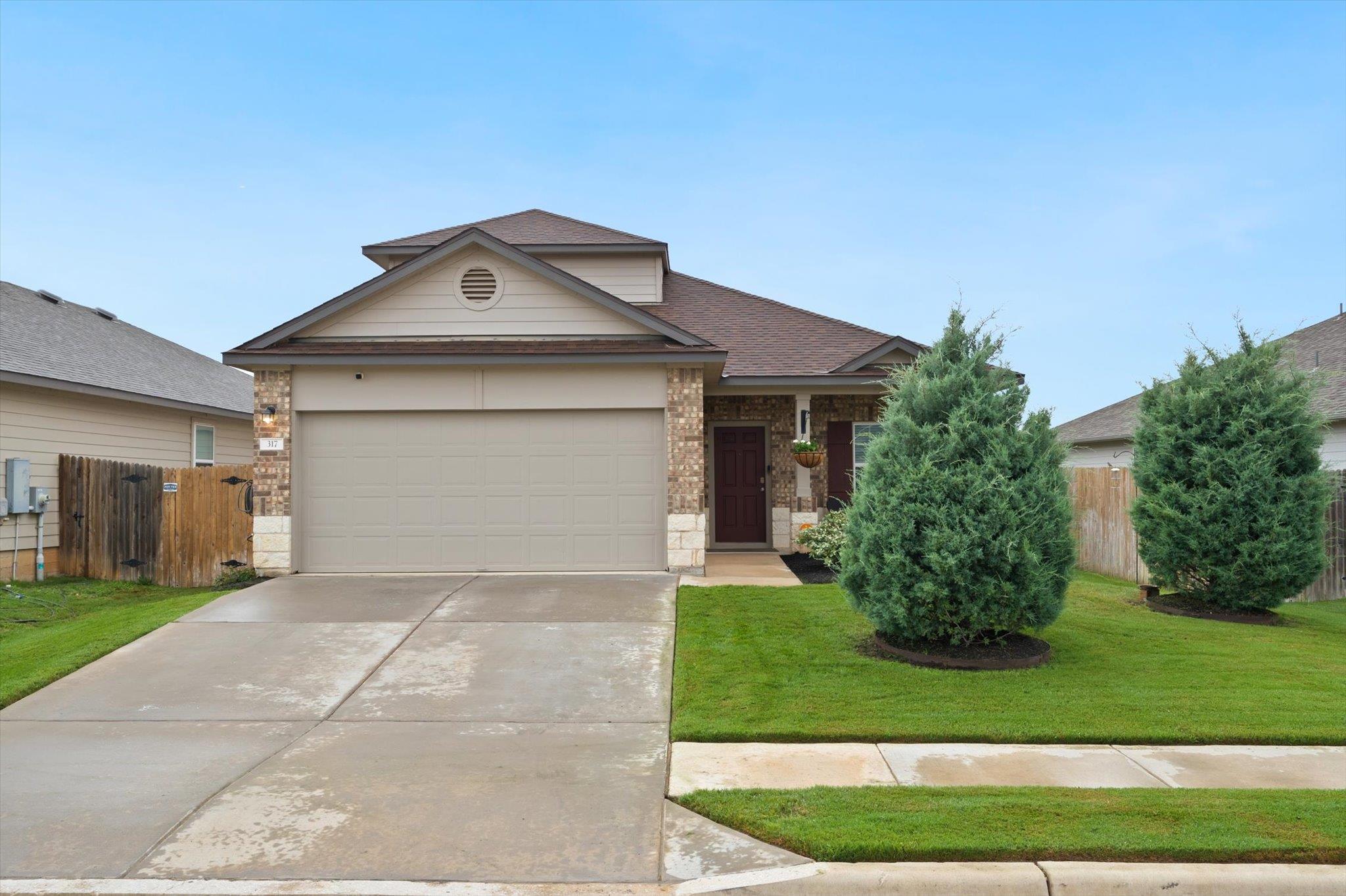 317 Old Glory Trl, Liberty Hill, TX 78642