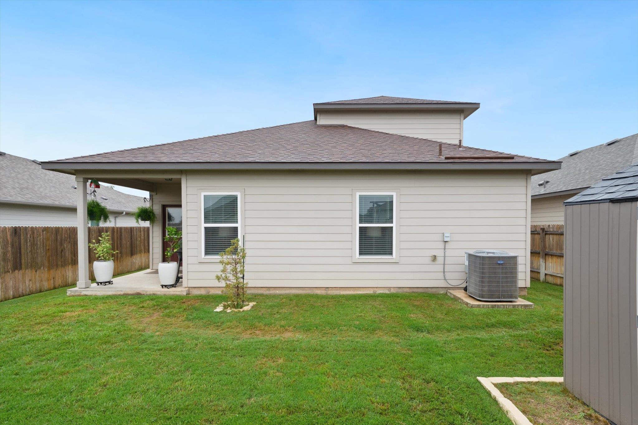 317 Old Glory Trl, Liberty Hill, TX 78642