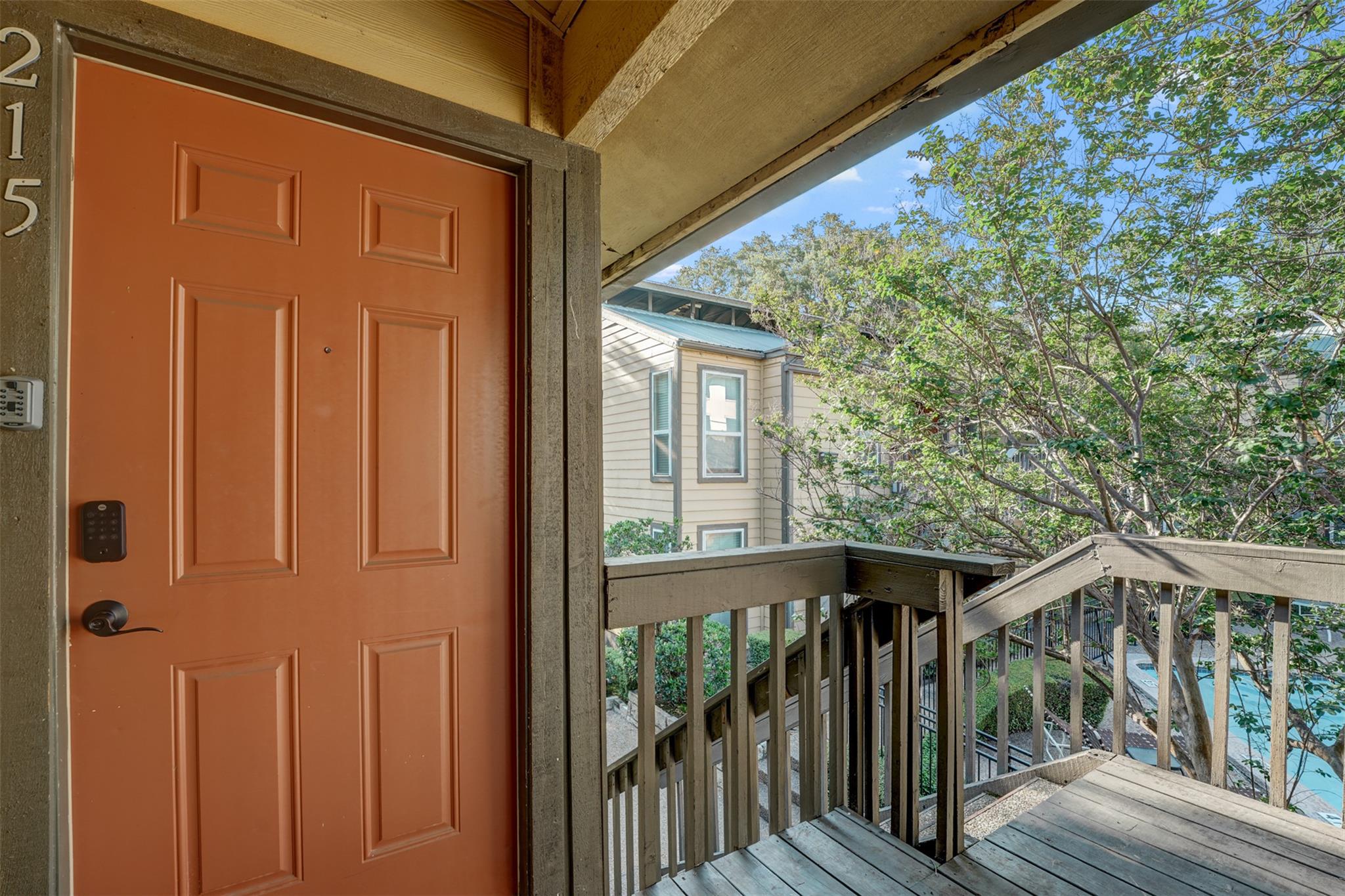 1000 W 26th St # 215, Austin, TX 78705