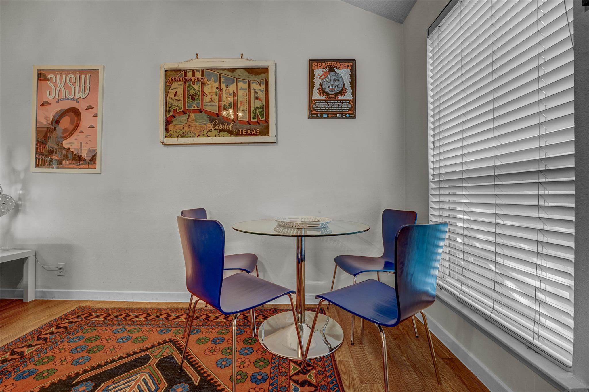1000 W 26th St # 215, Austin, TX 78705