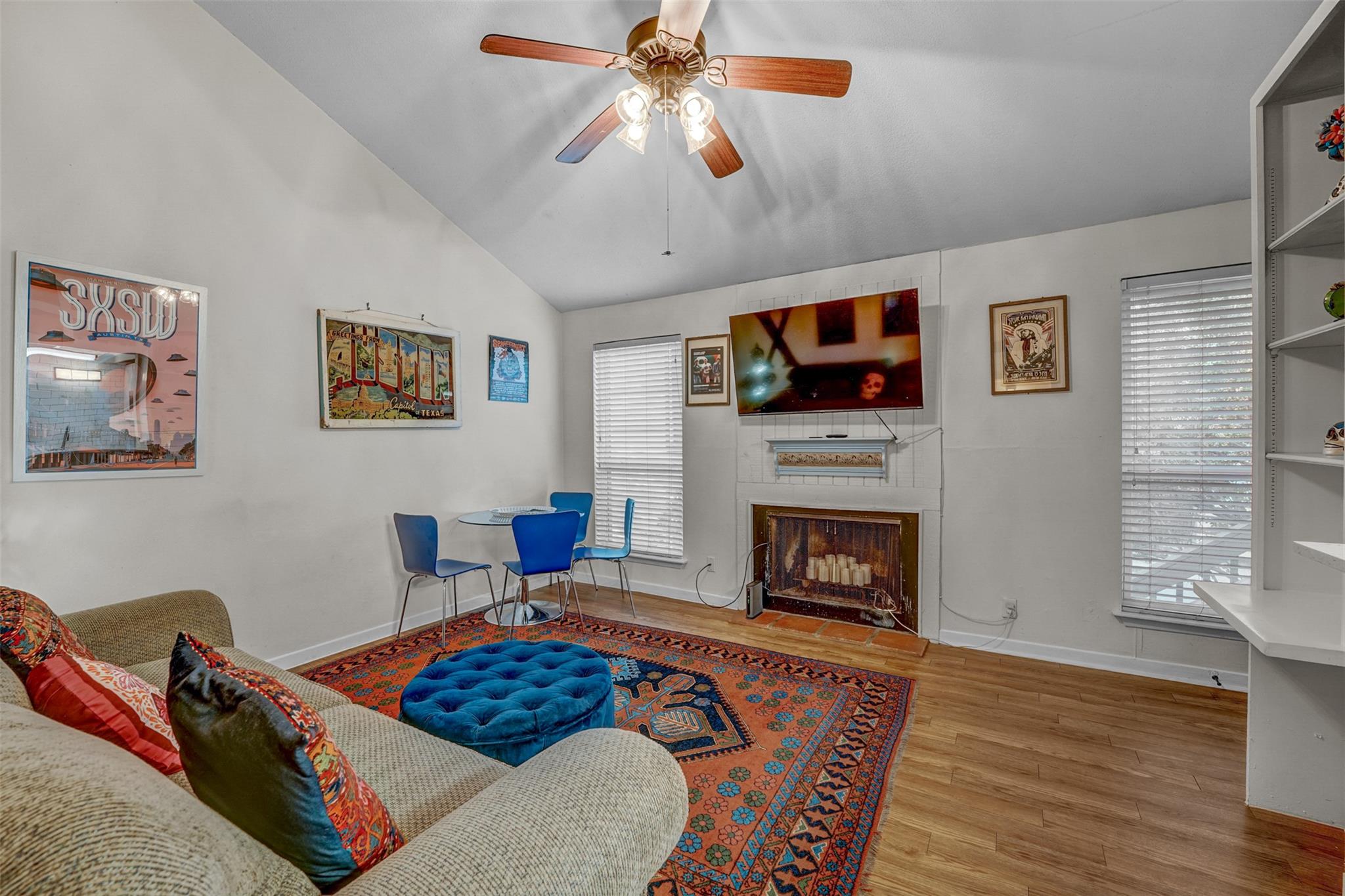 1000 W 26th St # 215, Austin, TX 78705