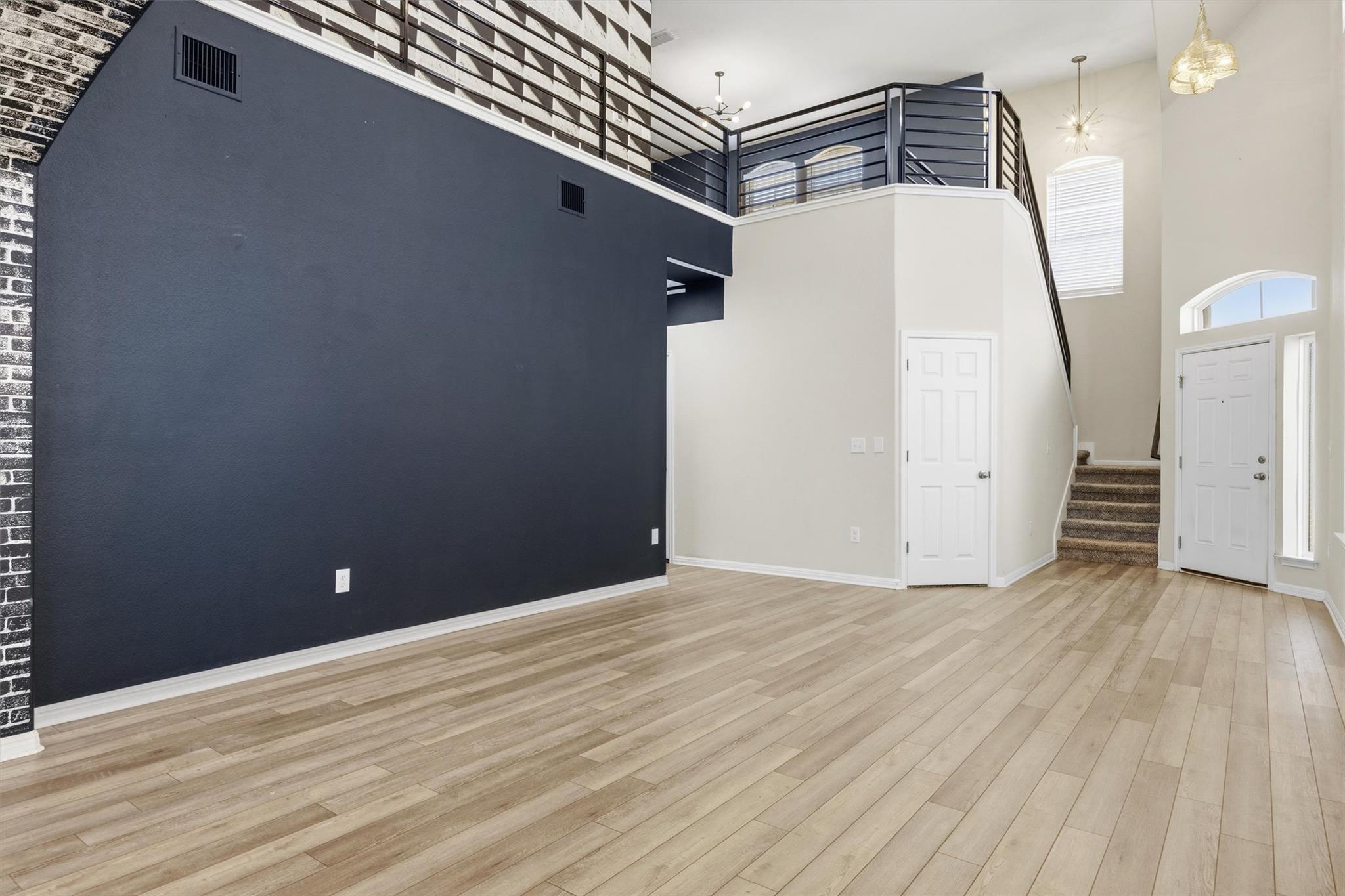 6400 Mary Lewis Dr, Austin, TX 78747