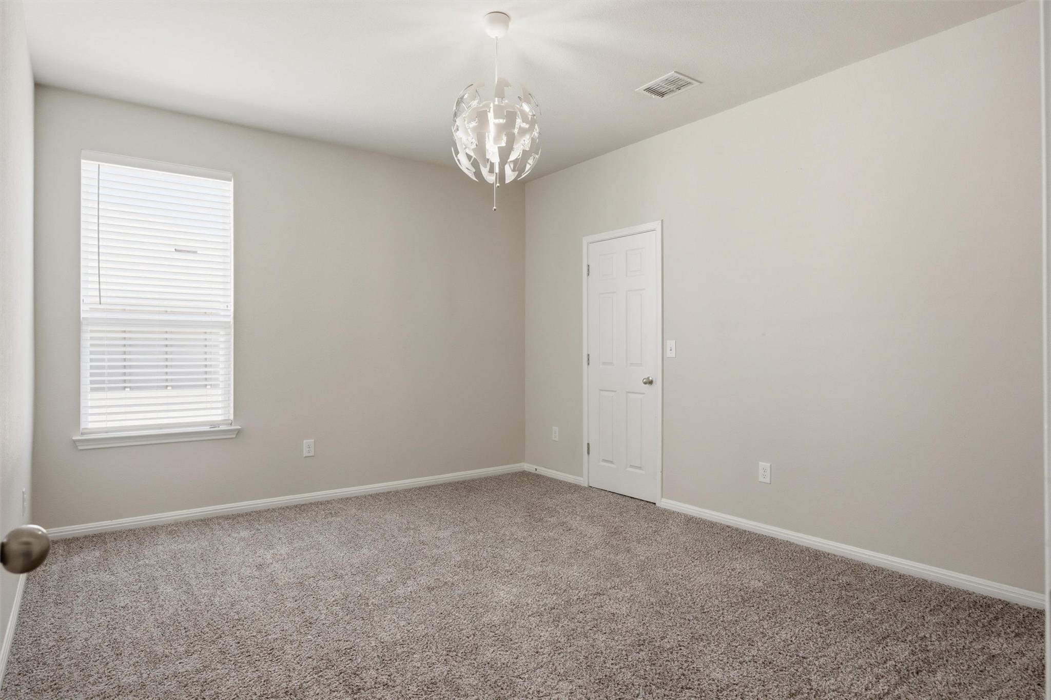 6400 Mary Lewis Dr, Austin, TX 78747
