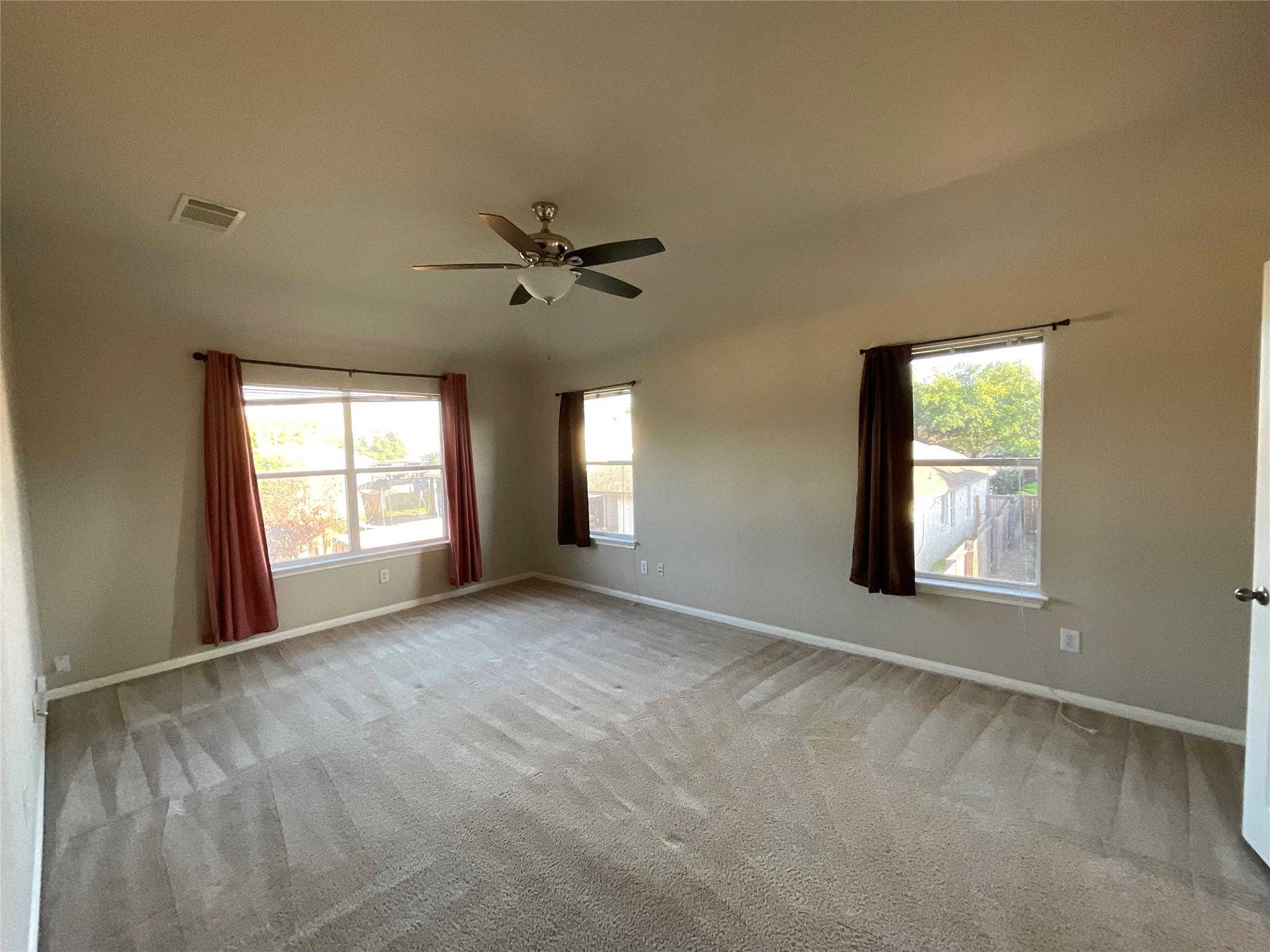 4427 Meadowside Ln, Round Rock, TX 78665