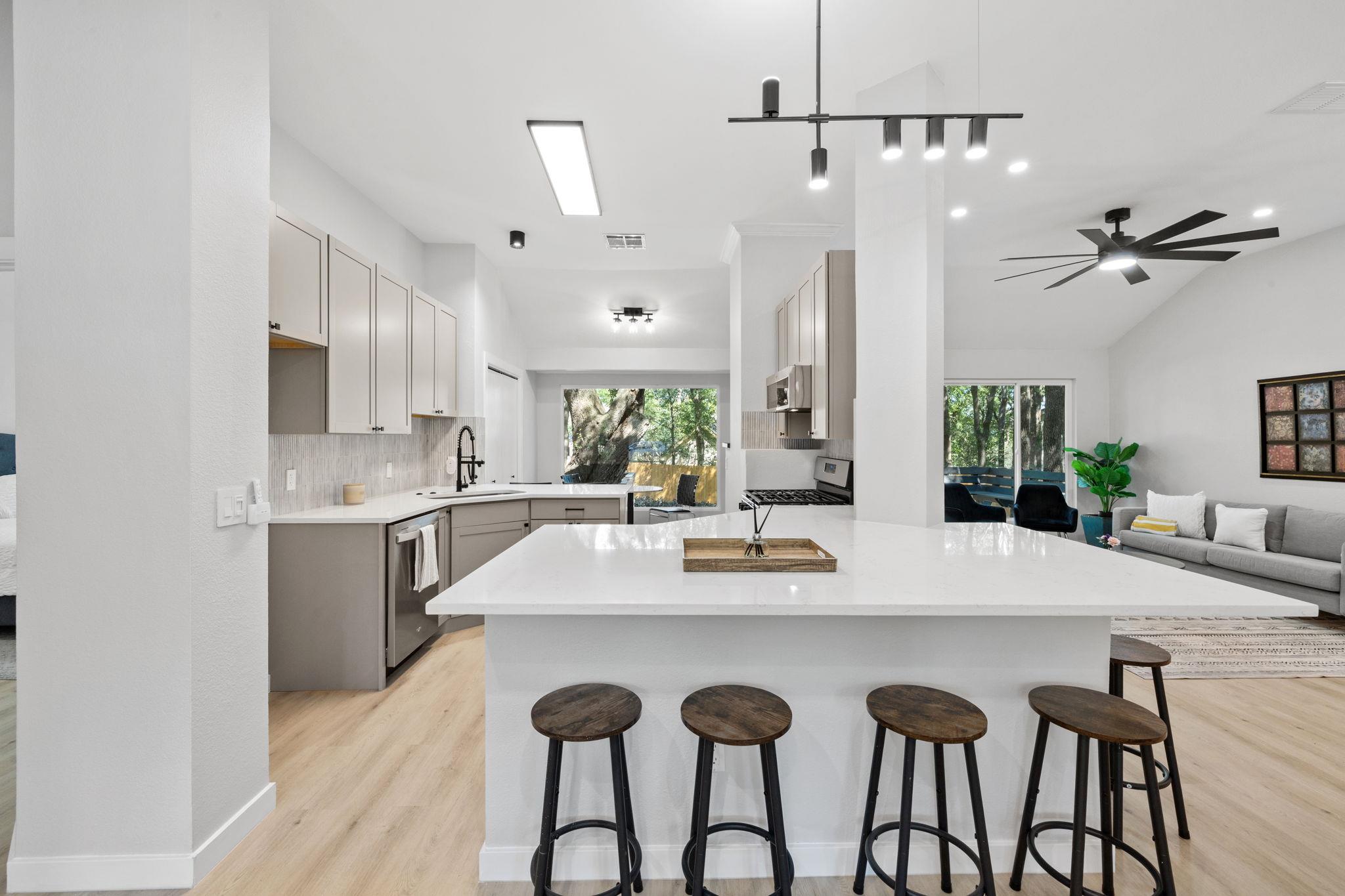 2804 Allison Dr, Austin, TX 78741