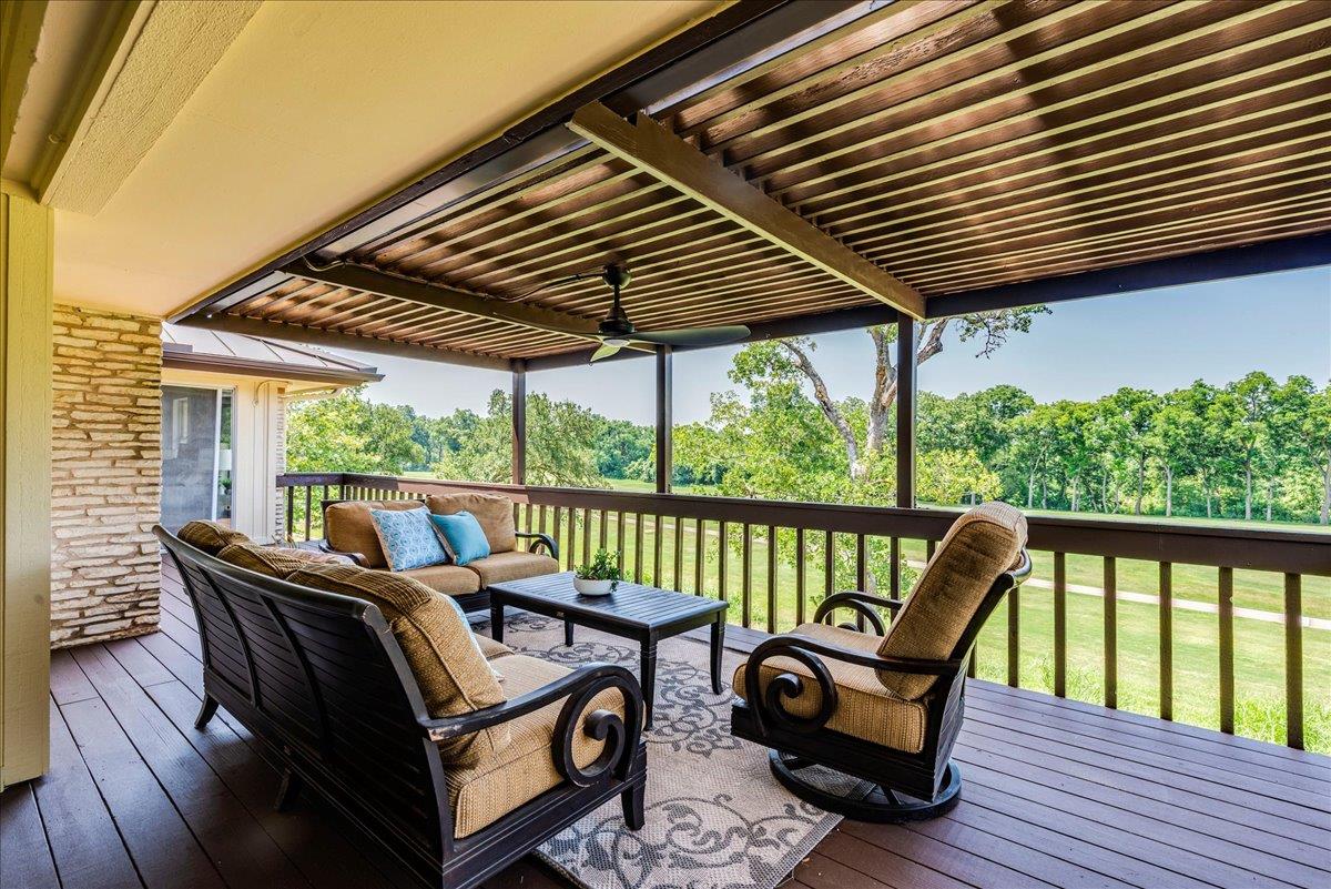 11146 Pinehurst Dr, Austin, TX 78747