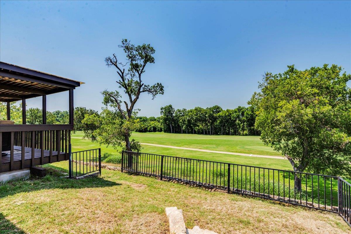 11146 Pinehurst Dr, Austin, TX 78747