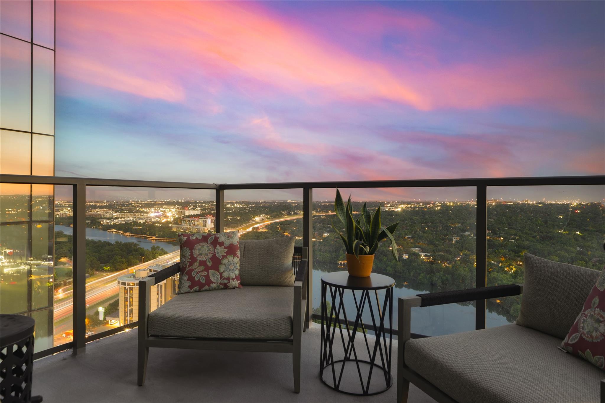44 East Ave # 2701, Austin, TX 78701