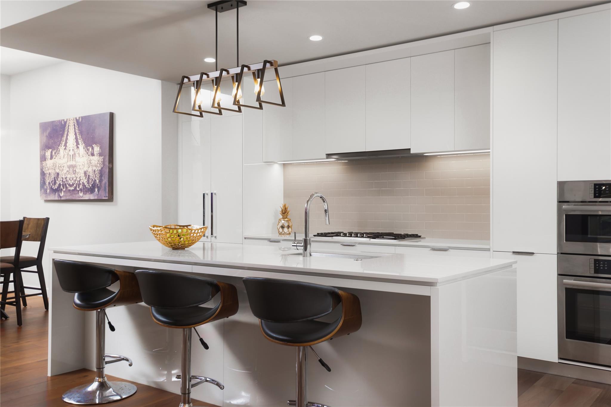 44 East Ave # 2701, Austin, TX 78701