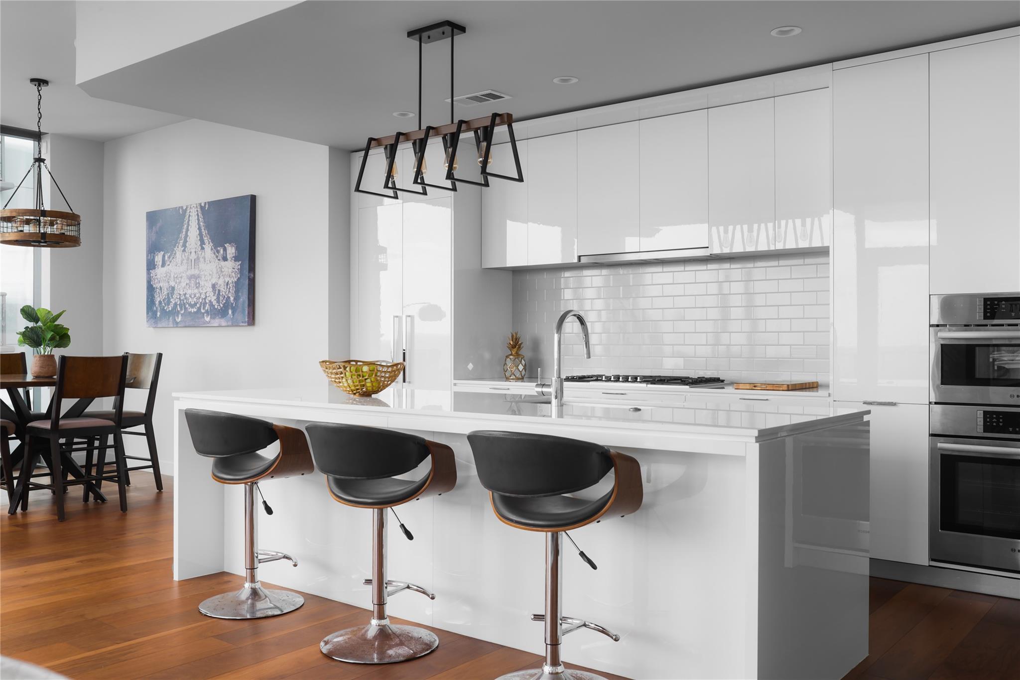 44 East Ave # 2701, Austin, TX 78701