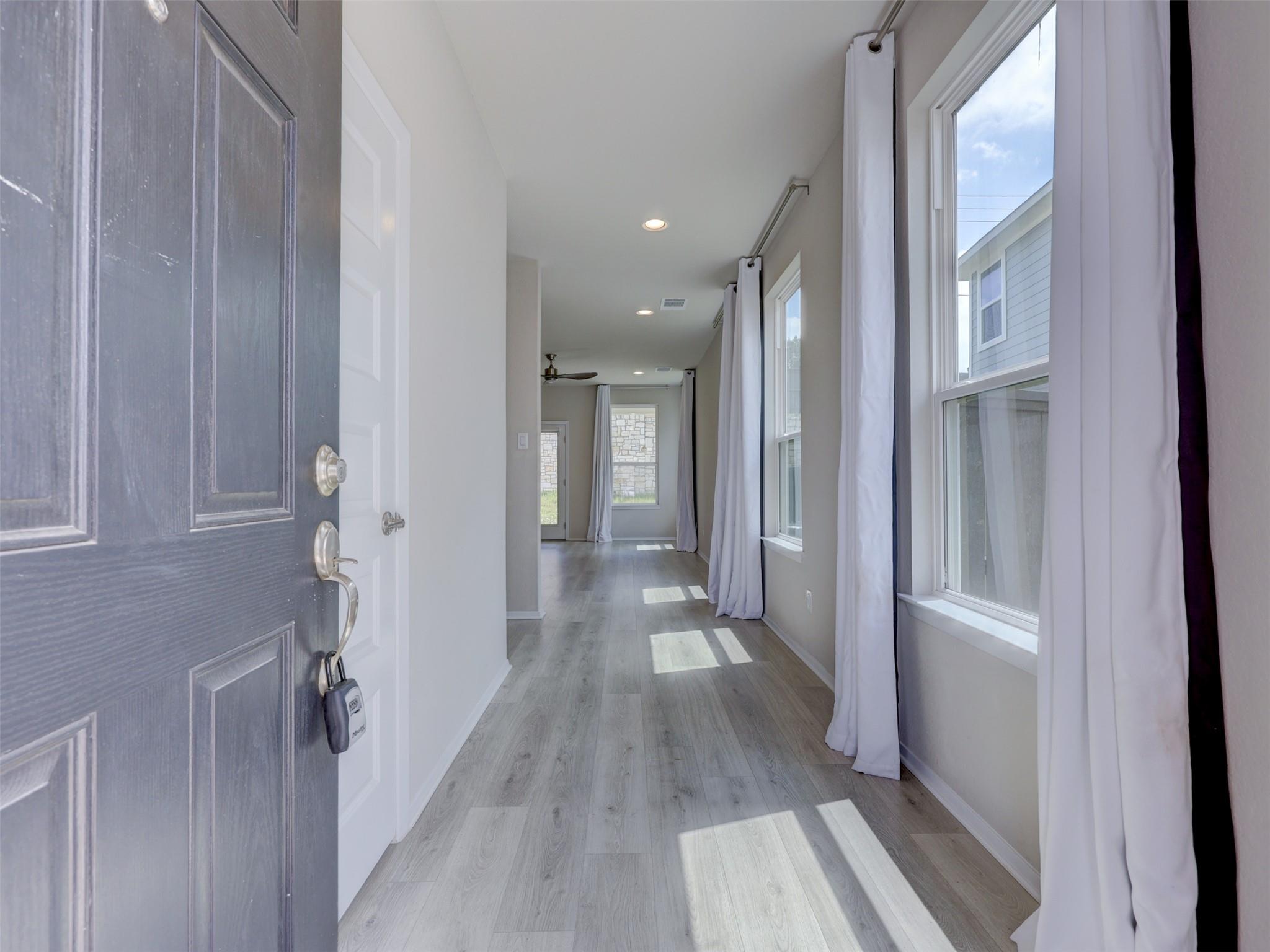 11417 Lago De Garda Dr, Austin, TX 78747
