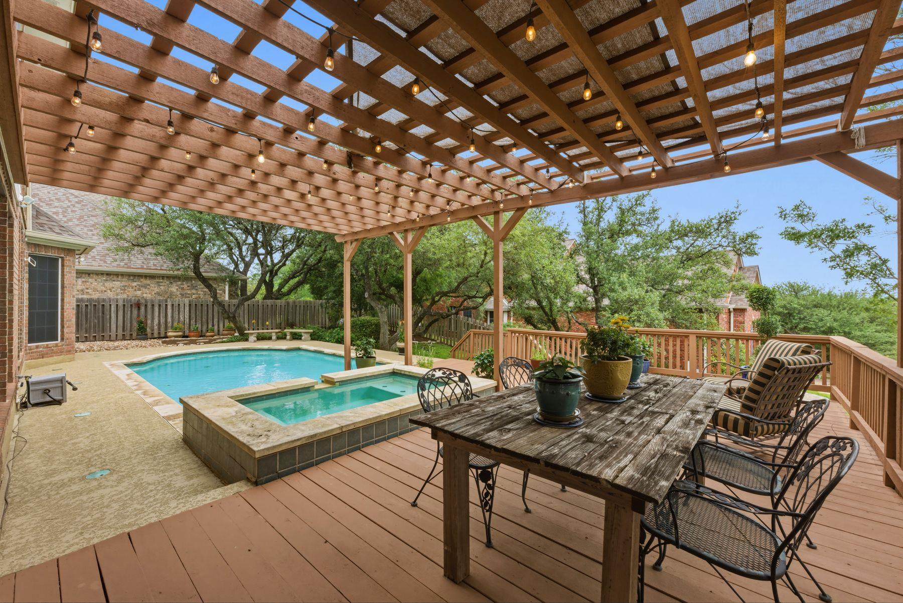 10417 Peonia Ct, Austin, TX 78733