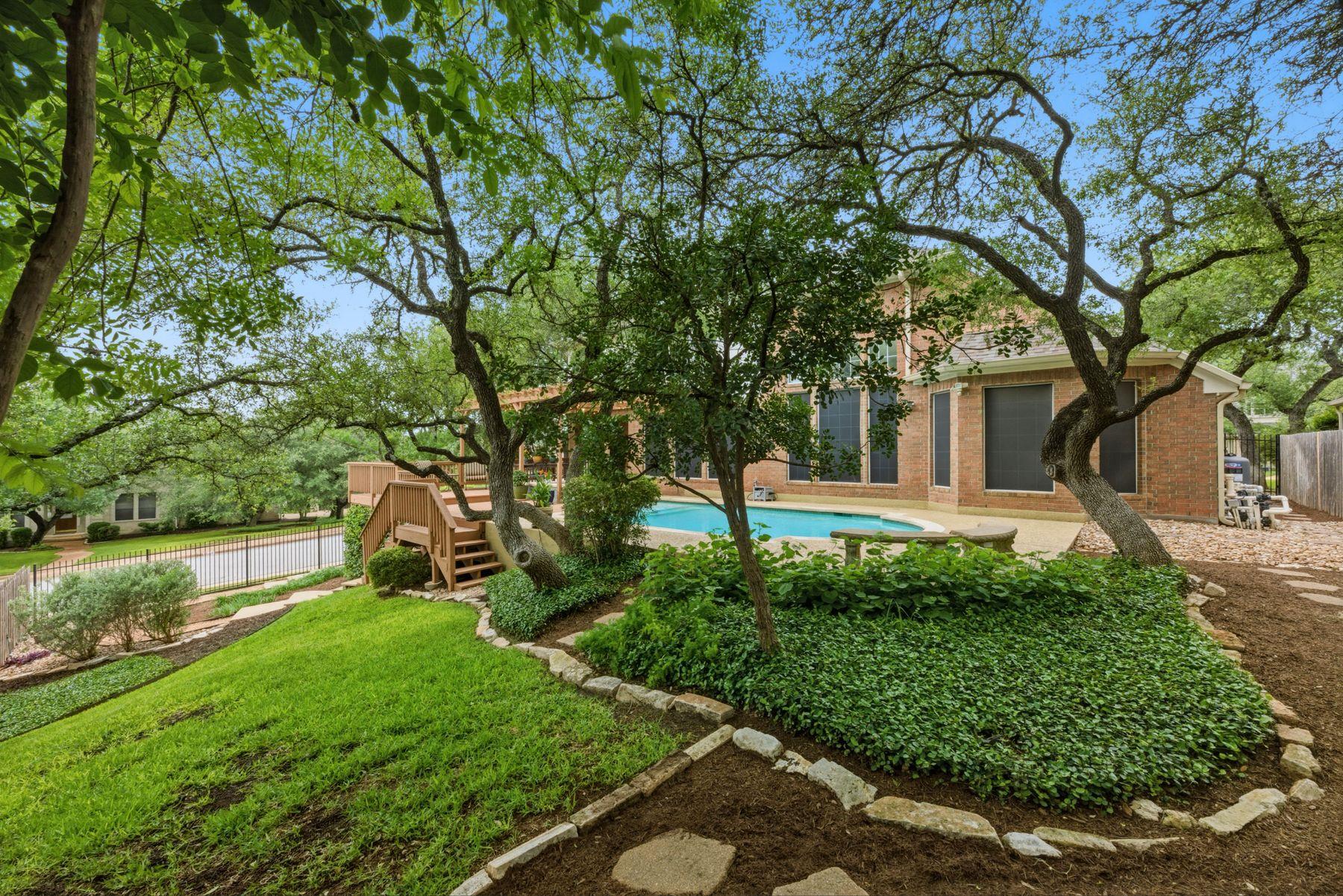 10417 Peonia Ct, Austin, TX 78733