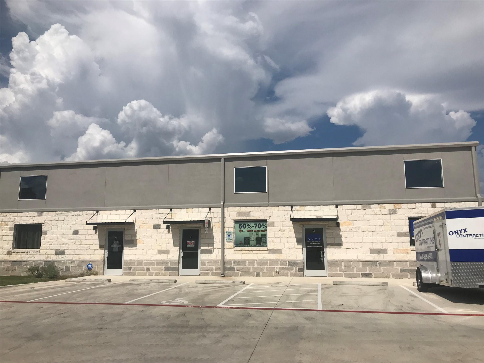 7696 183A Toll Rd # 5B, Leander, TX 78641