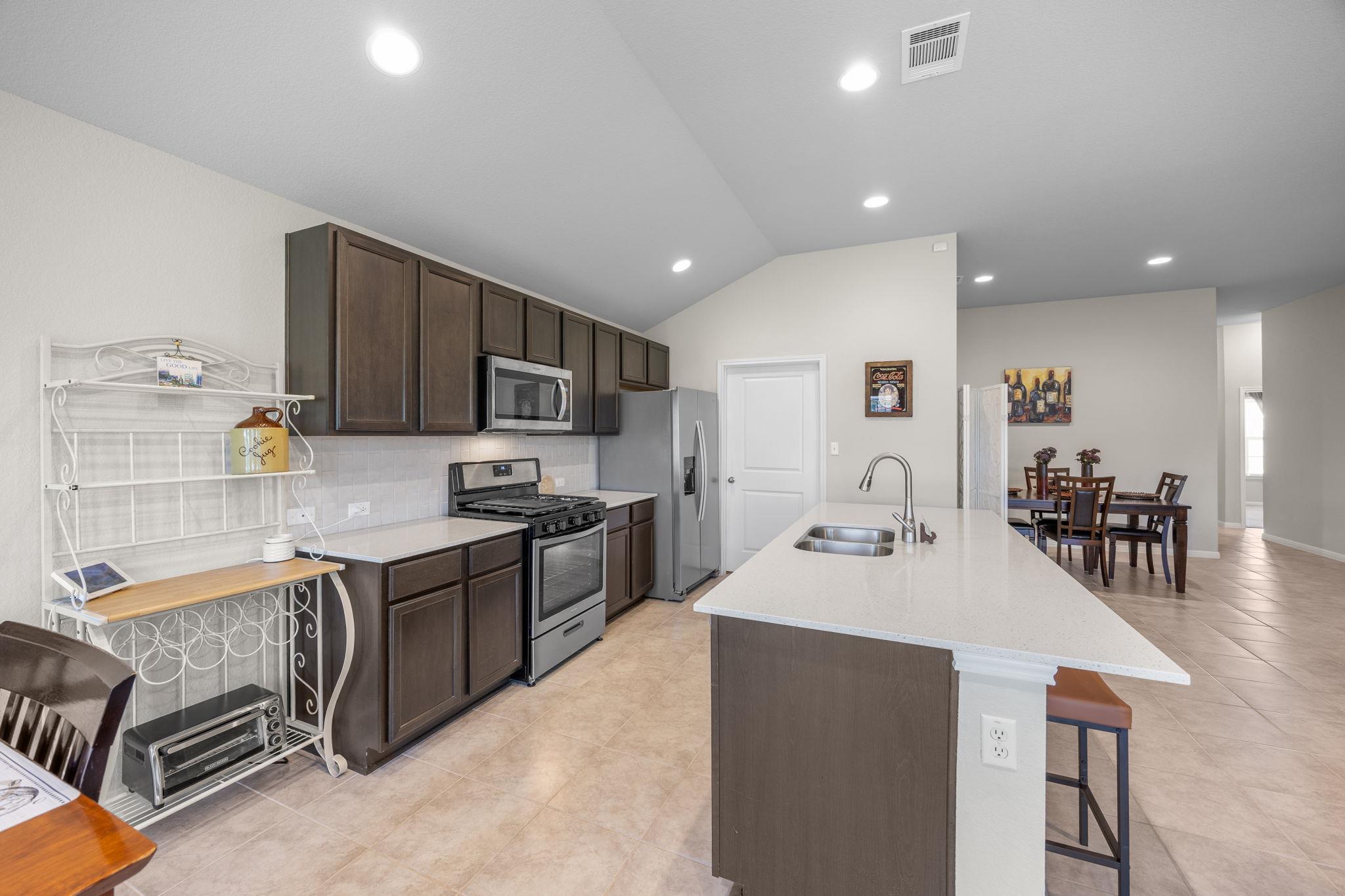 12520 Woodcock Way, Manor, TX 78653