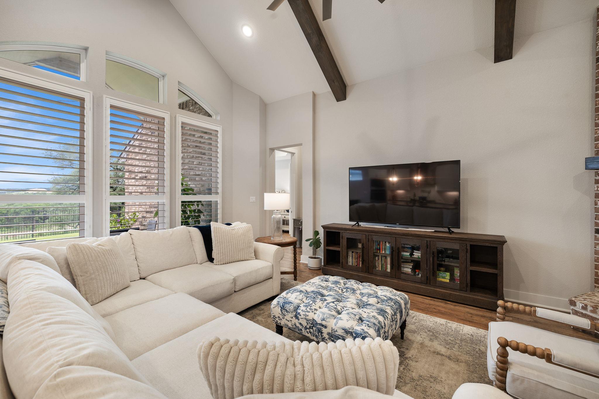 1219 Leaning Oak Ln, Georgetown, TX 78628