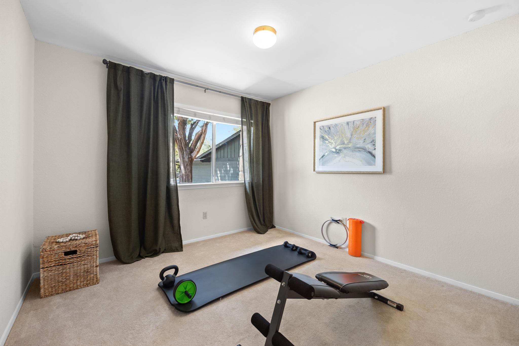 1404 O K Corral, Austin, TX 78748