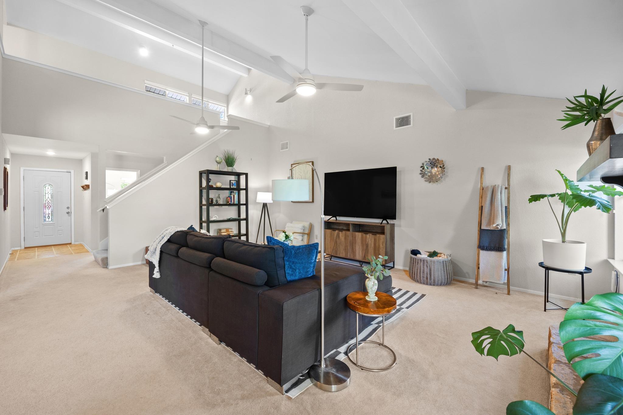 1404 O K Corral, Austin, TX 78748
