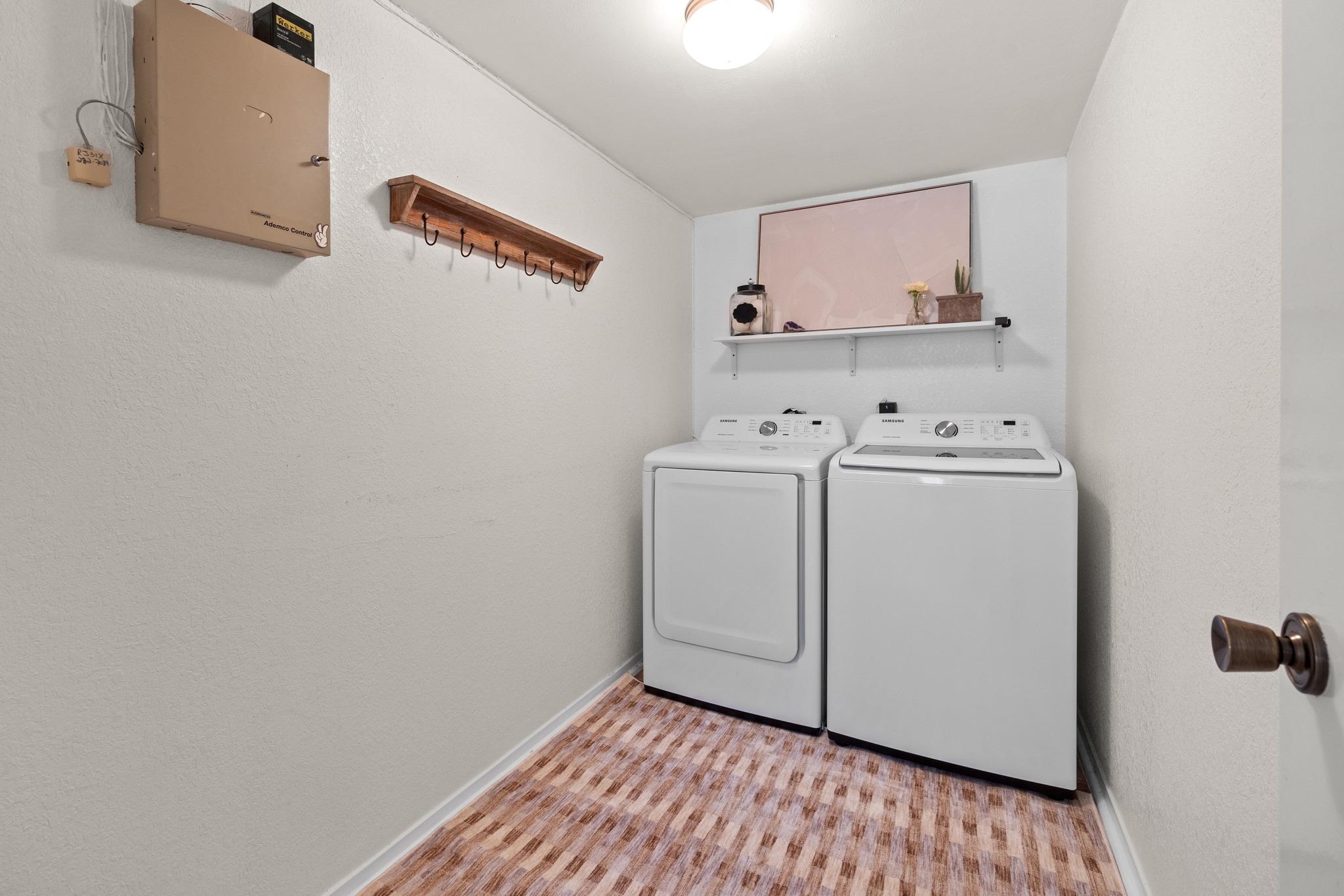 1404 O K Corral, Austin, TX 78748