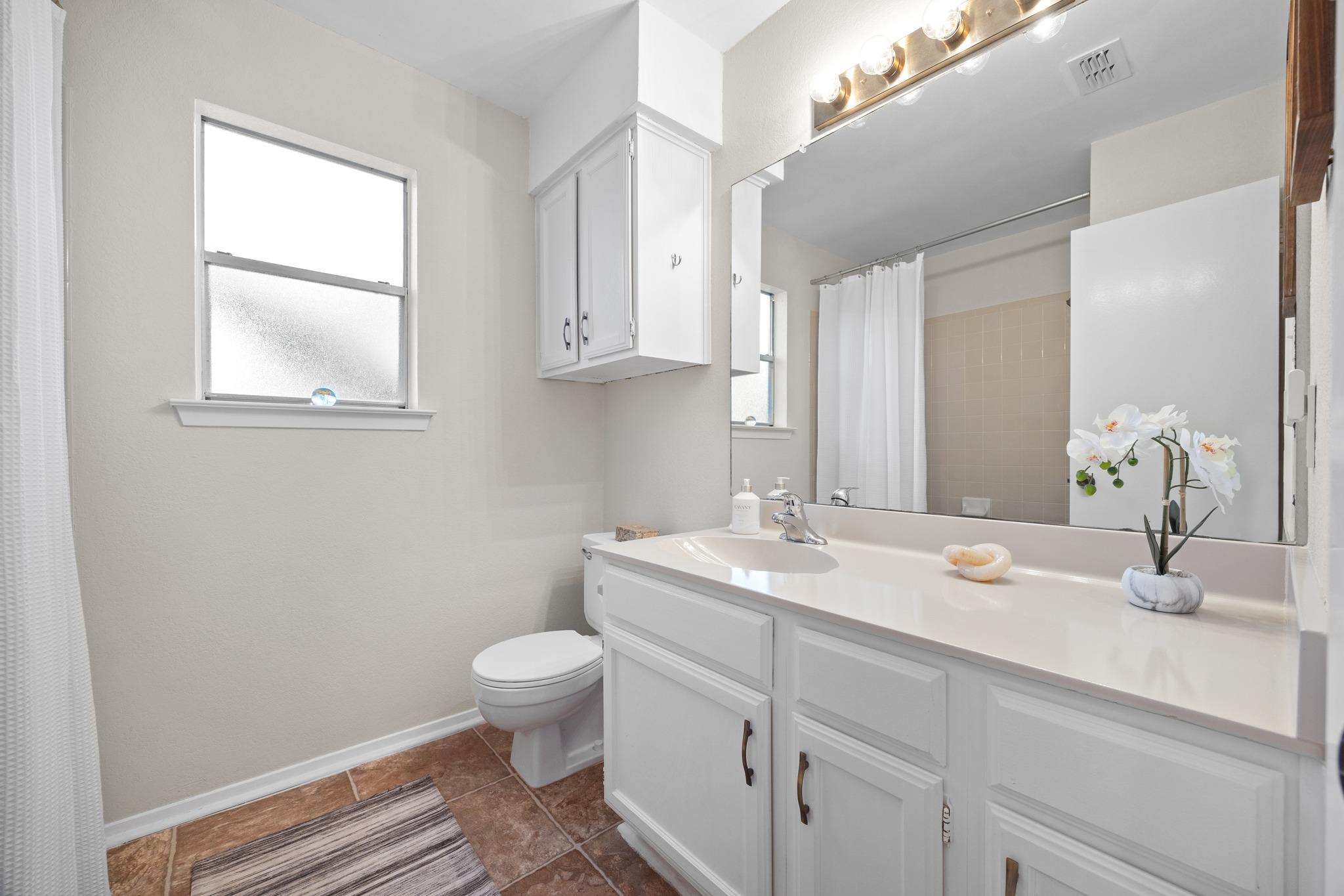 1404 O K Corral, Austin, TX 78748