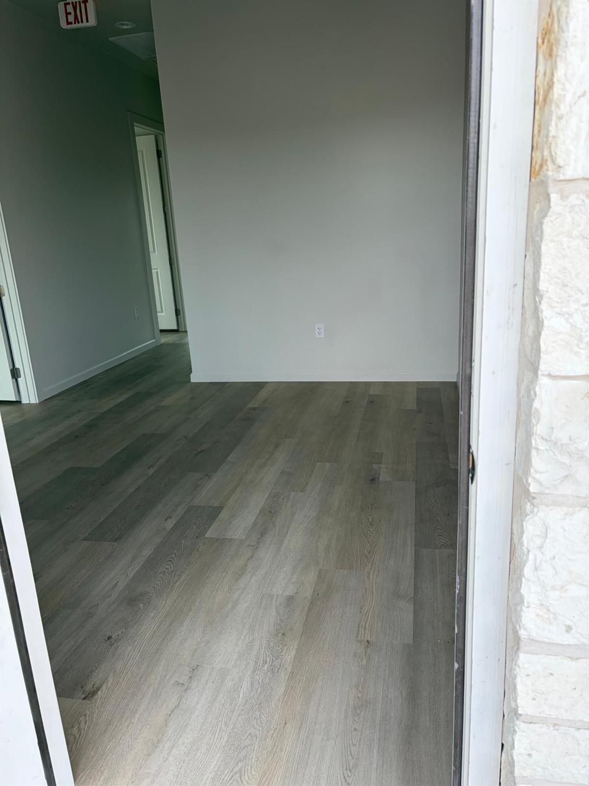 701 Crystal Falls Pkwy # 110 & 120, Leander, TX 78641