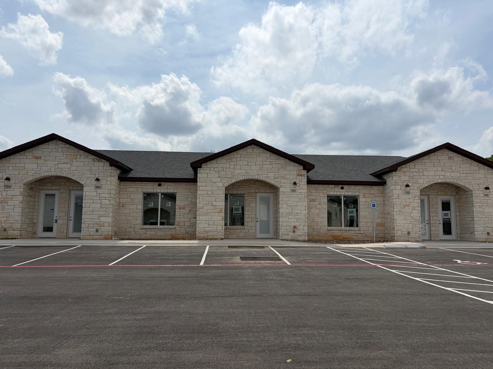 701 Crystal Falls Pkwy # 110 & 120, Leander, TX 78641