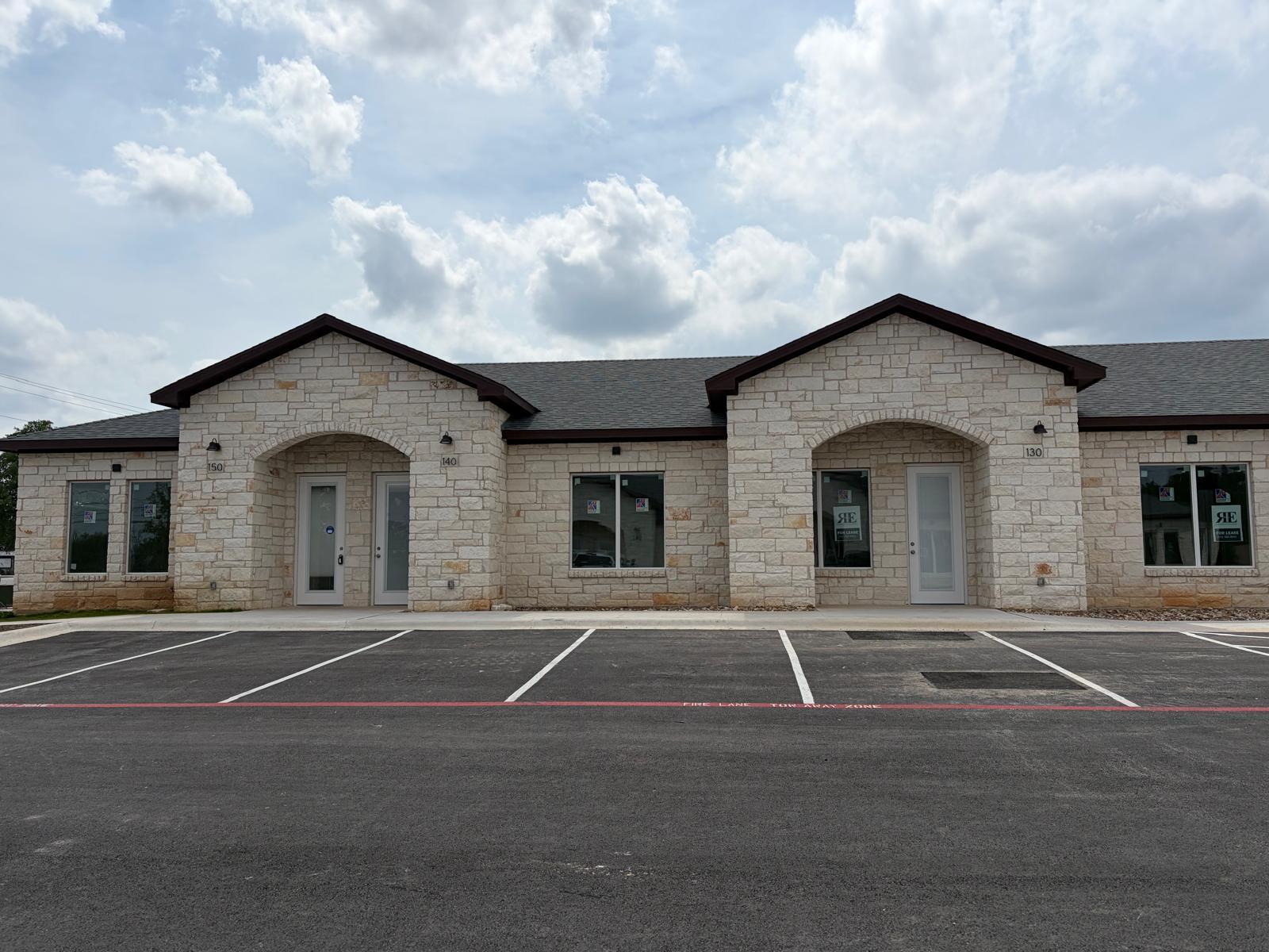701 Crystal Falls Pkwy # 110 & 120, Leander, TX 78641