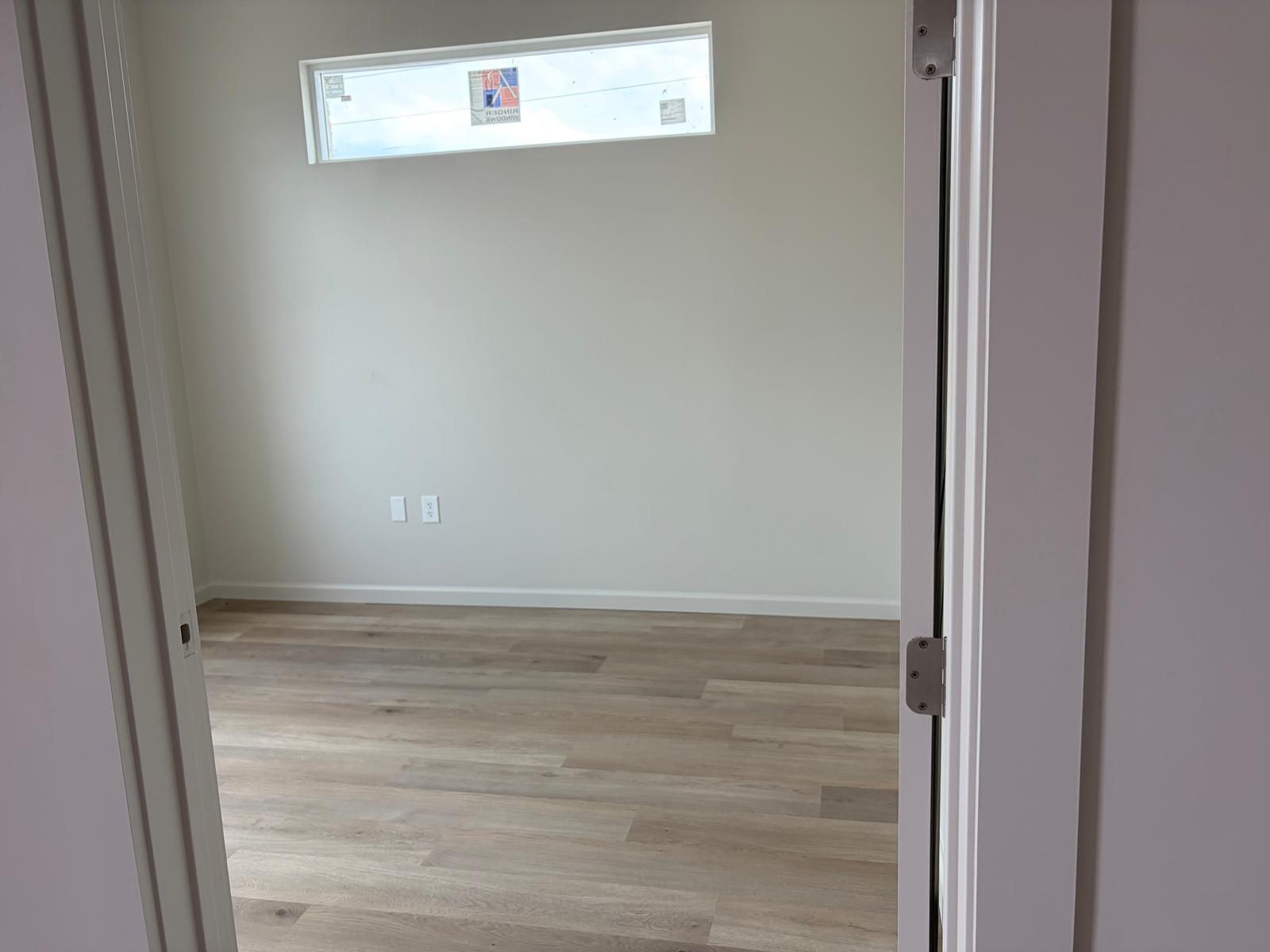 701 Crystal Falls Pkwy # 110 & 120, Leander, TX 78641