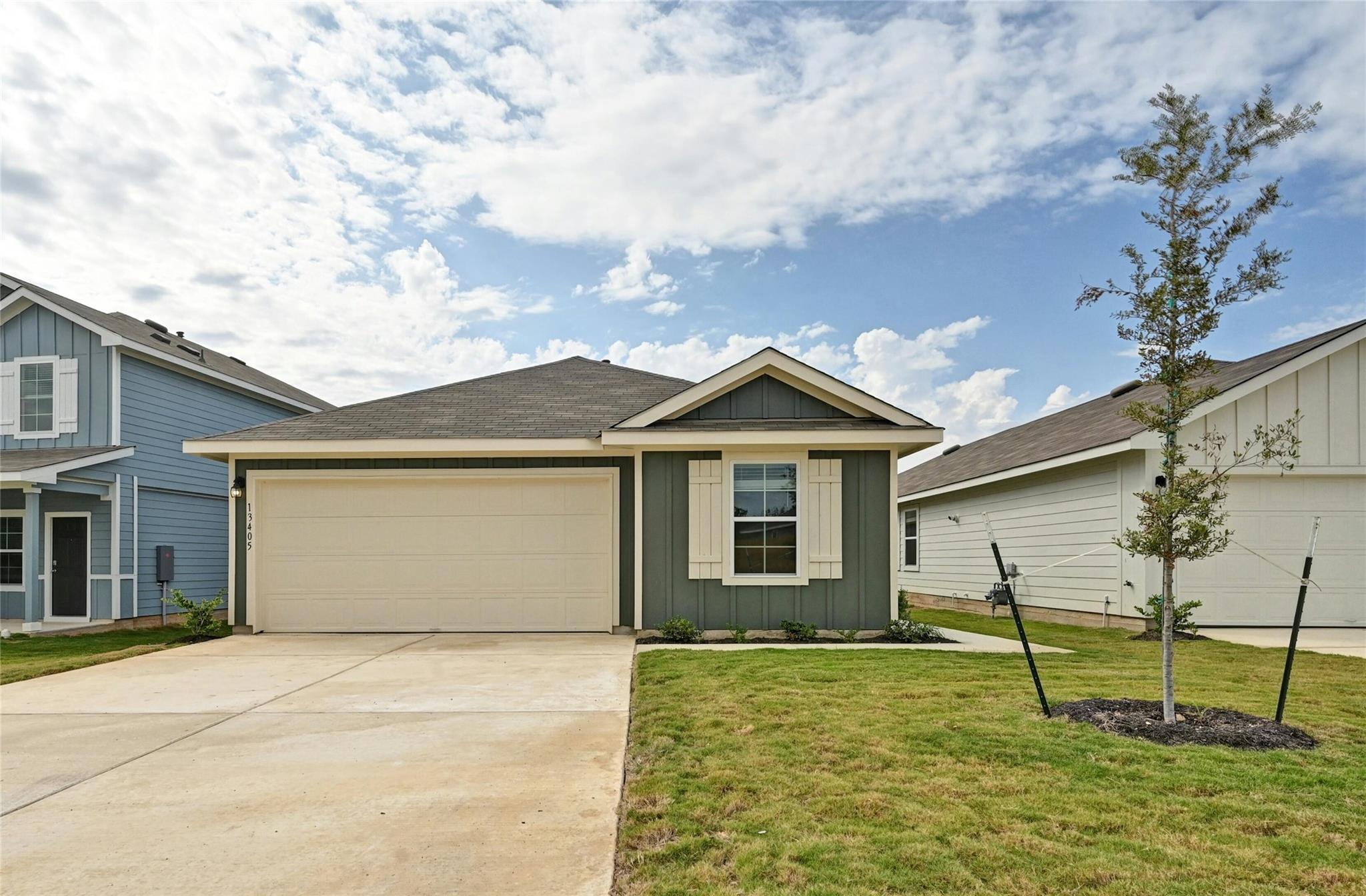 13405 Grays Peak Path, Mustang Ridge, TX 78610