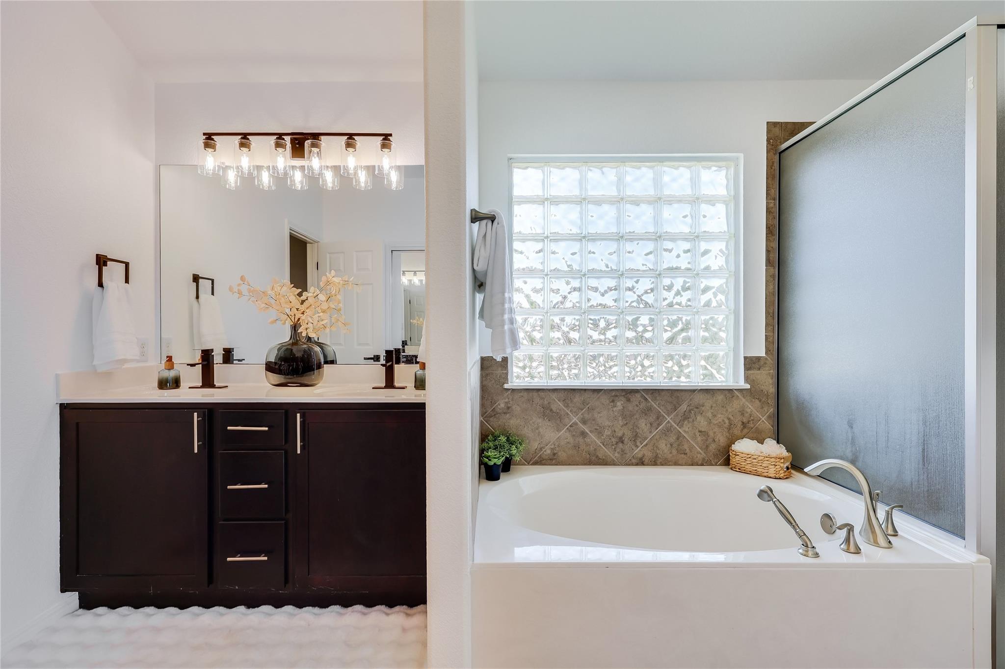 13901 Marathon Rd, Austin, TX 78717