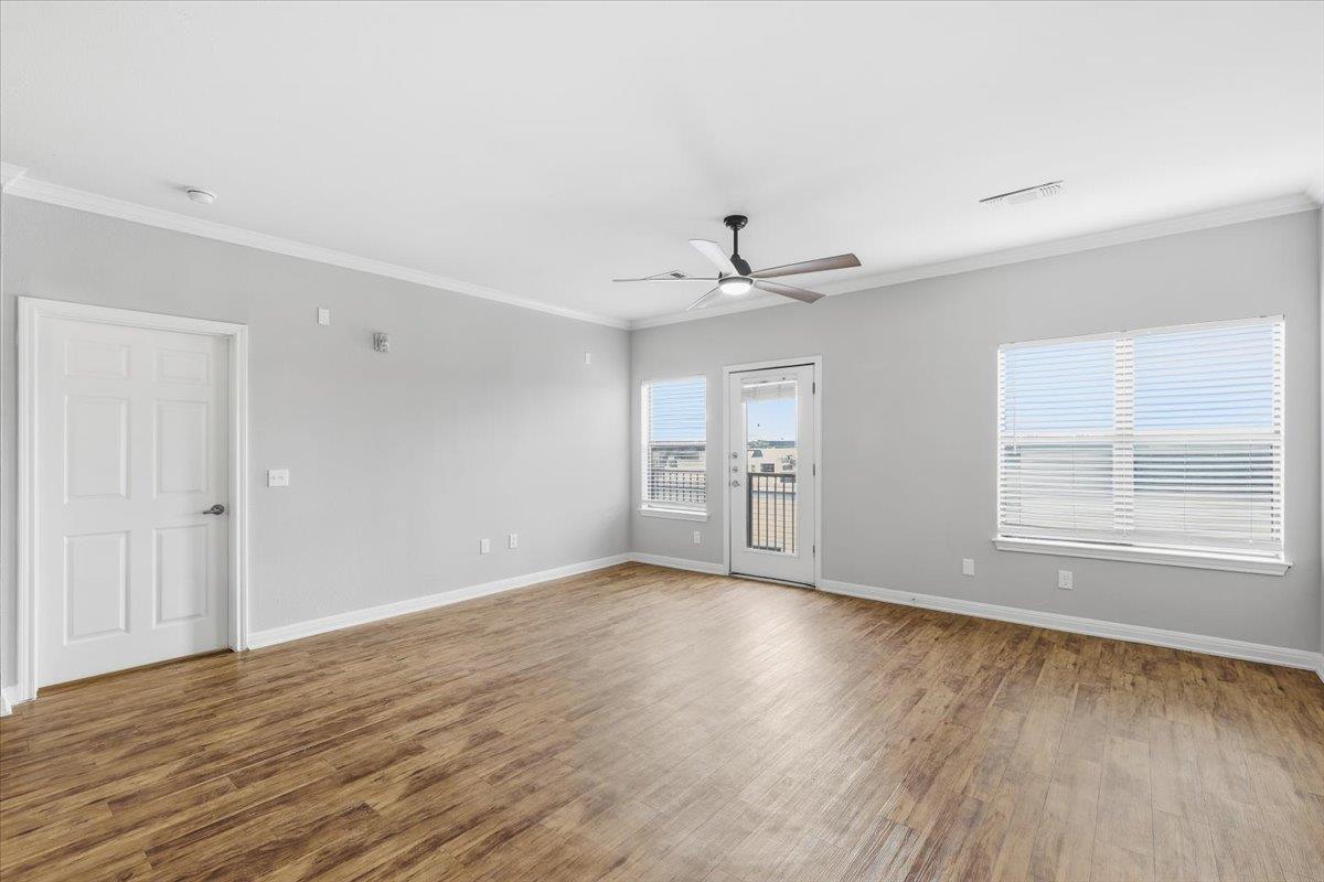 2502 Leon St # 414, Austin, TX 78705