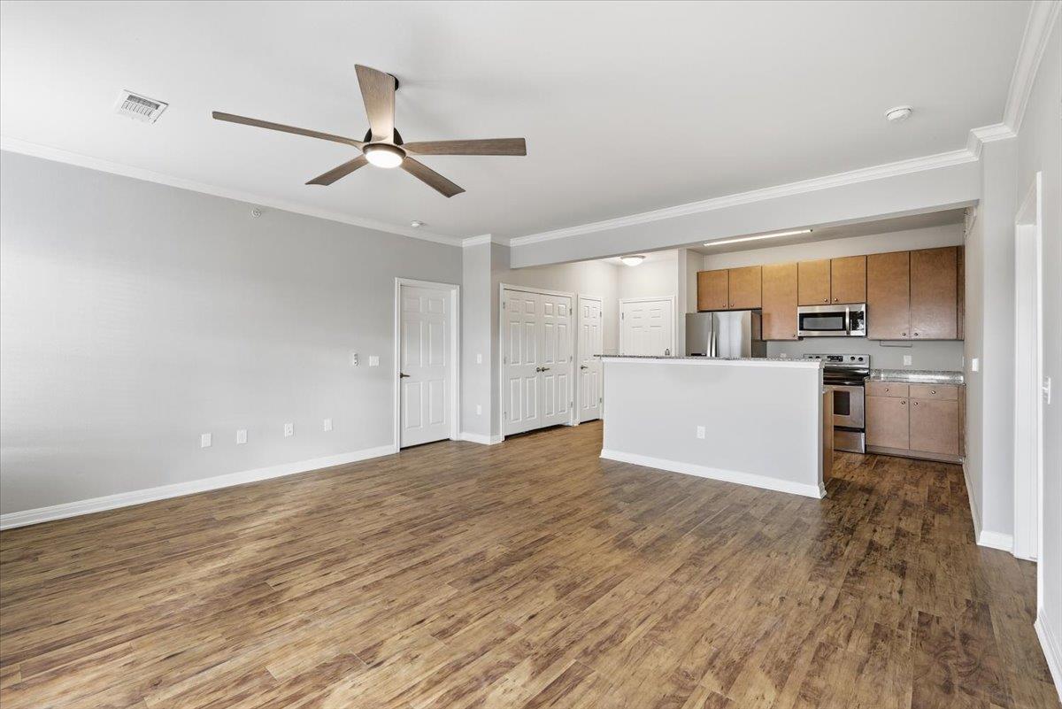 2502 Leon St # 414, Austin, TX 78705