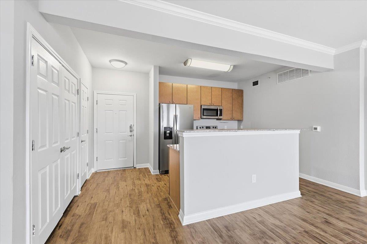 2502 Leon St # 414, Austin, TX 78705