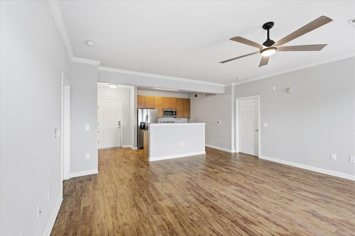 2502 Leon St # 414, Austin, TX 78705