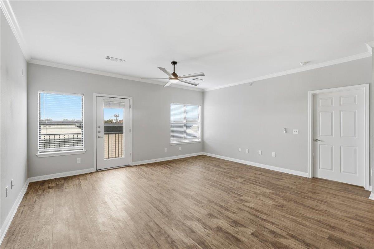 2502 Leon St # 414, Austin, TX 78705