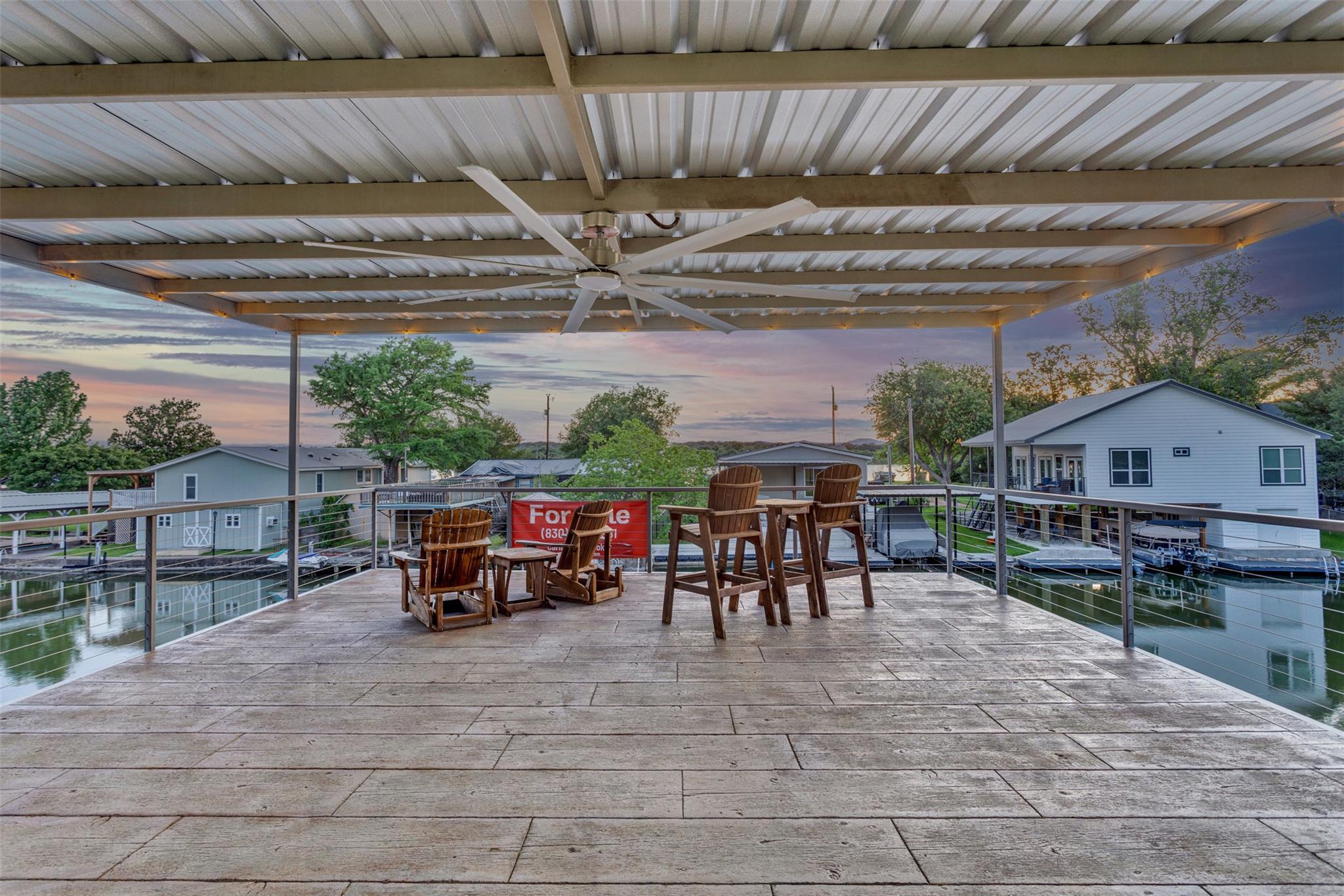 702 Liveoak Rd, Kingsland, TX 78639