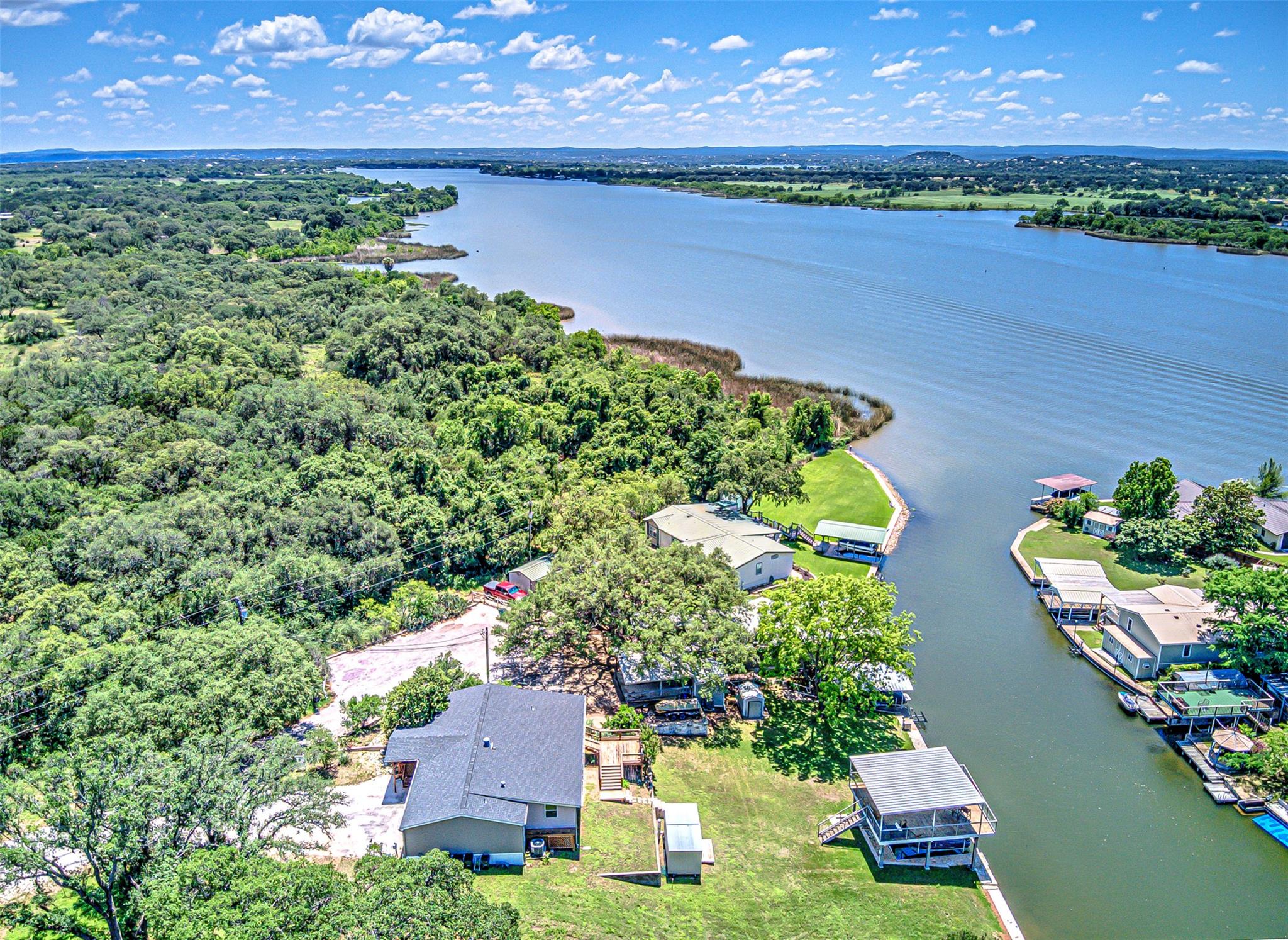 702 Liveoak Rd, Kingsland, TX 78639