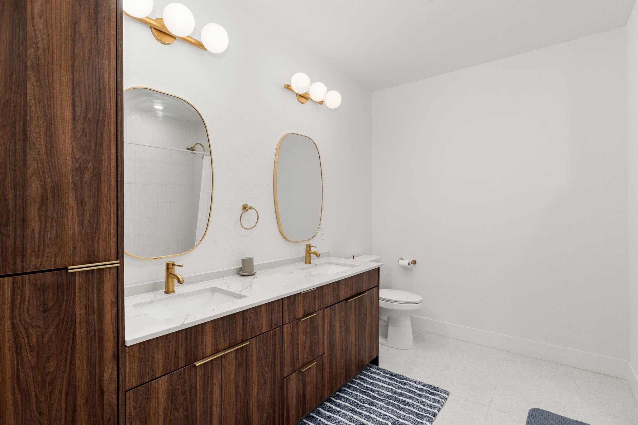 1701 Simond Ave # 612, Austin, TX 78723