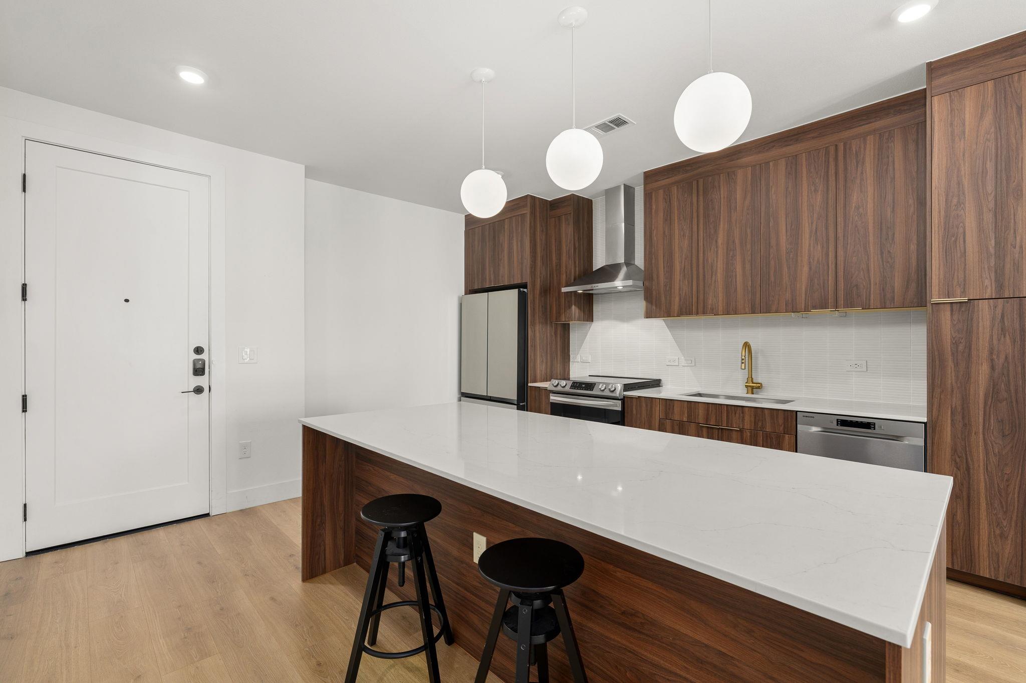 1701 Simond Ave # 612, Austin, TX 78723