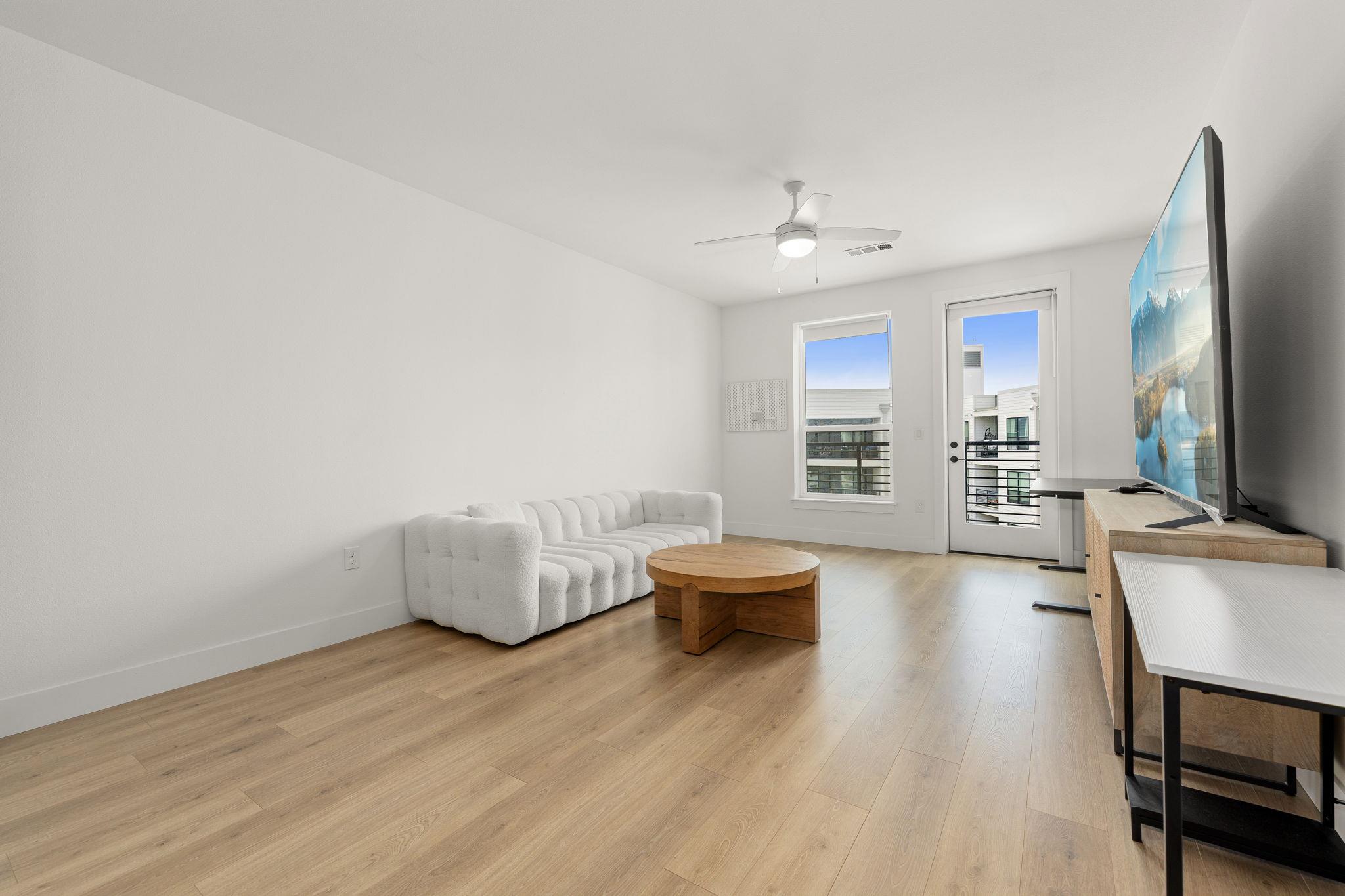 1701 Simond Ave # 612, Austin, TX 78723
