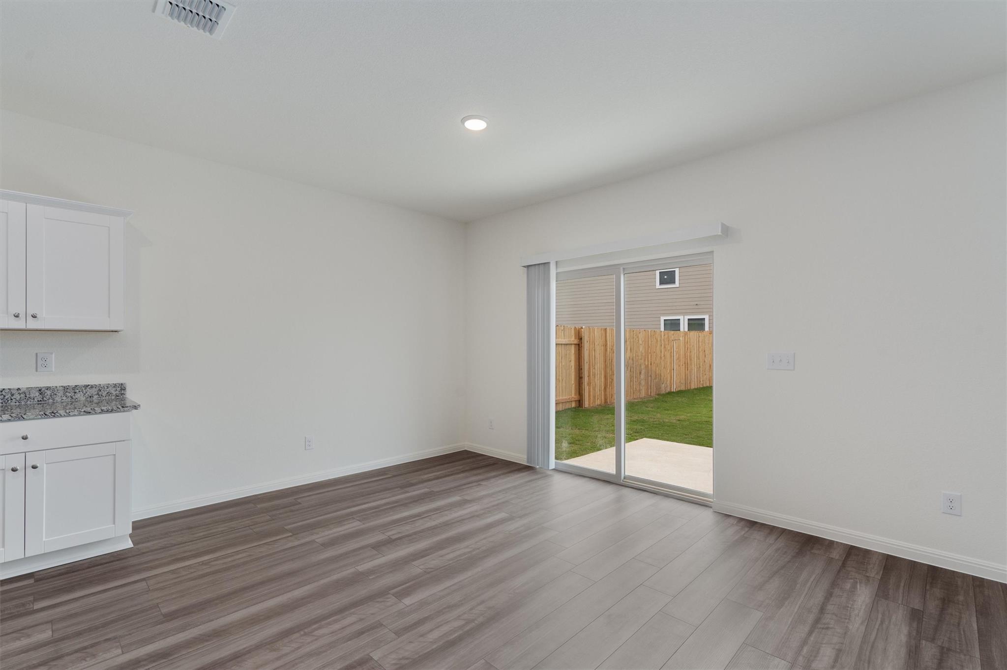 1000 Sika Cv, Hutto, TX 78364