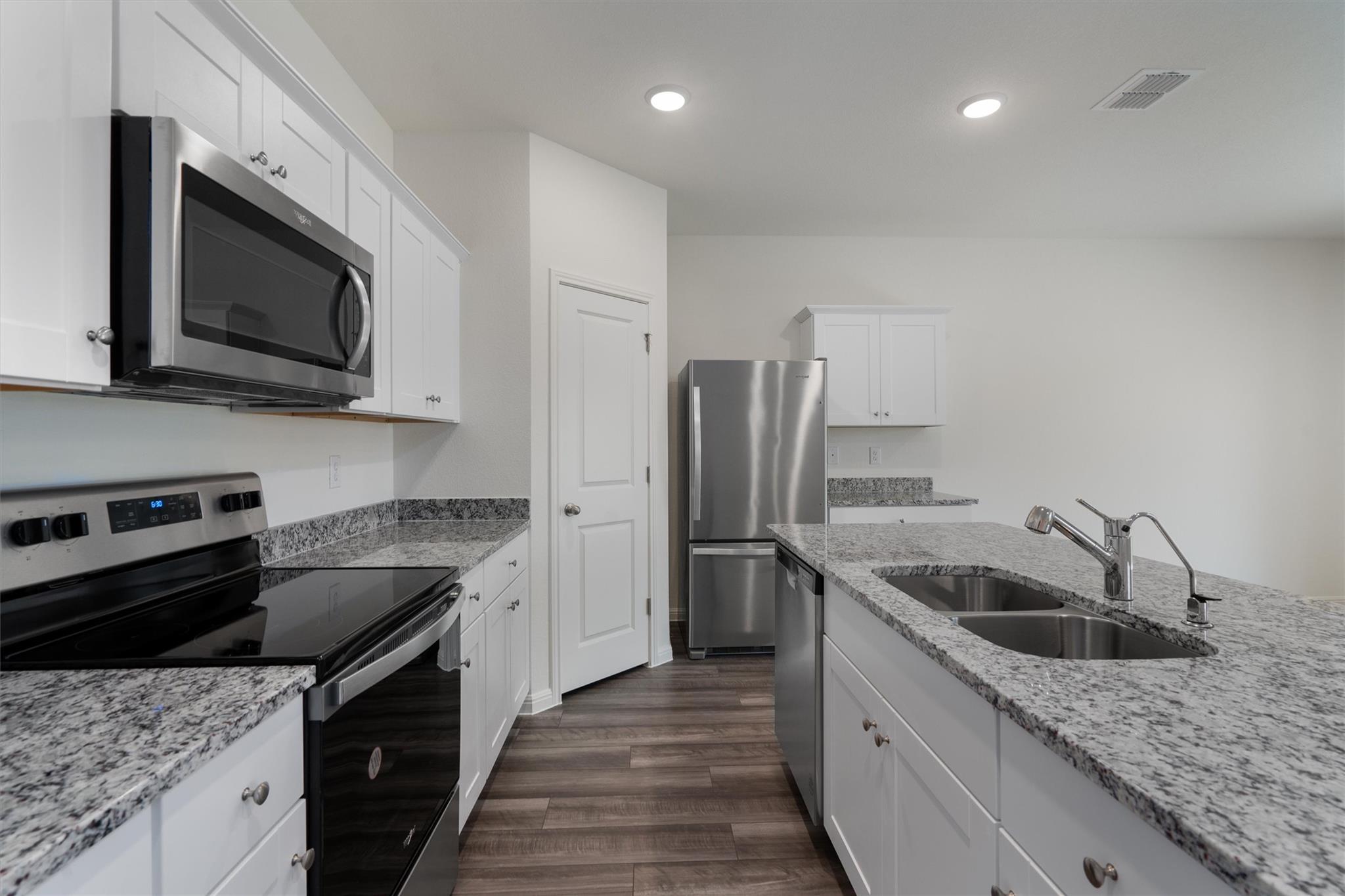 1000 Sika Cv, Hutto, TX 78364