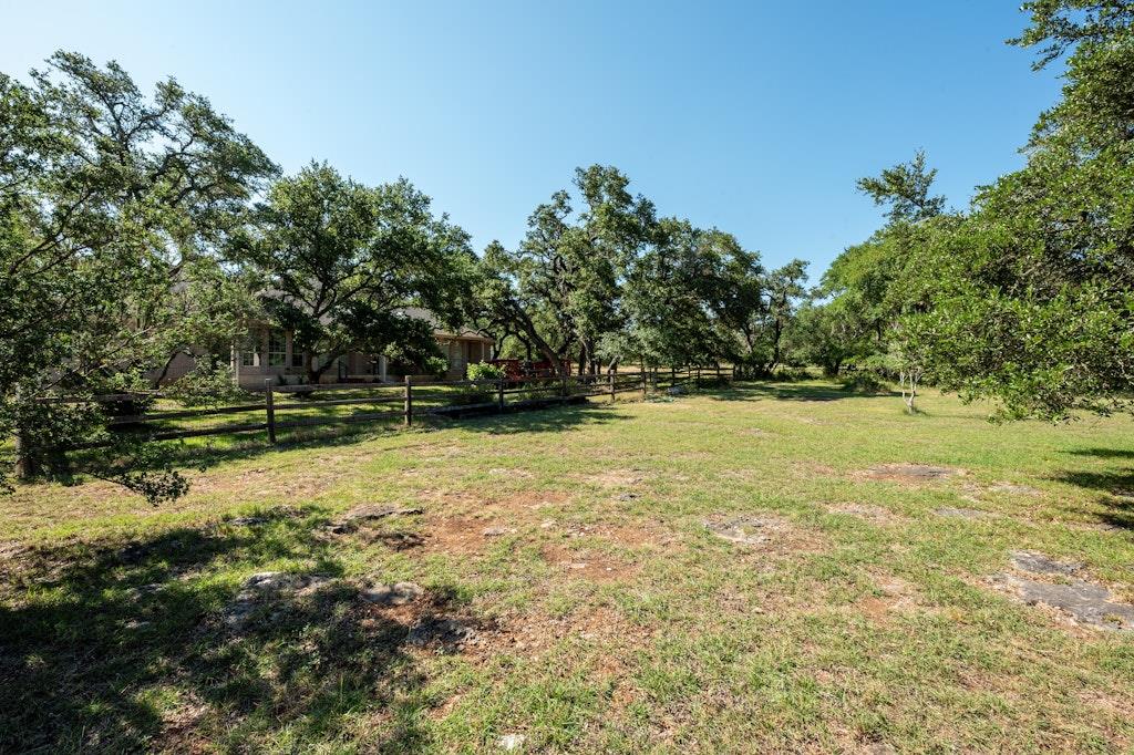 1100 Appalachian Trl, San Marcos, TX 78666