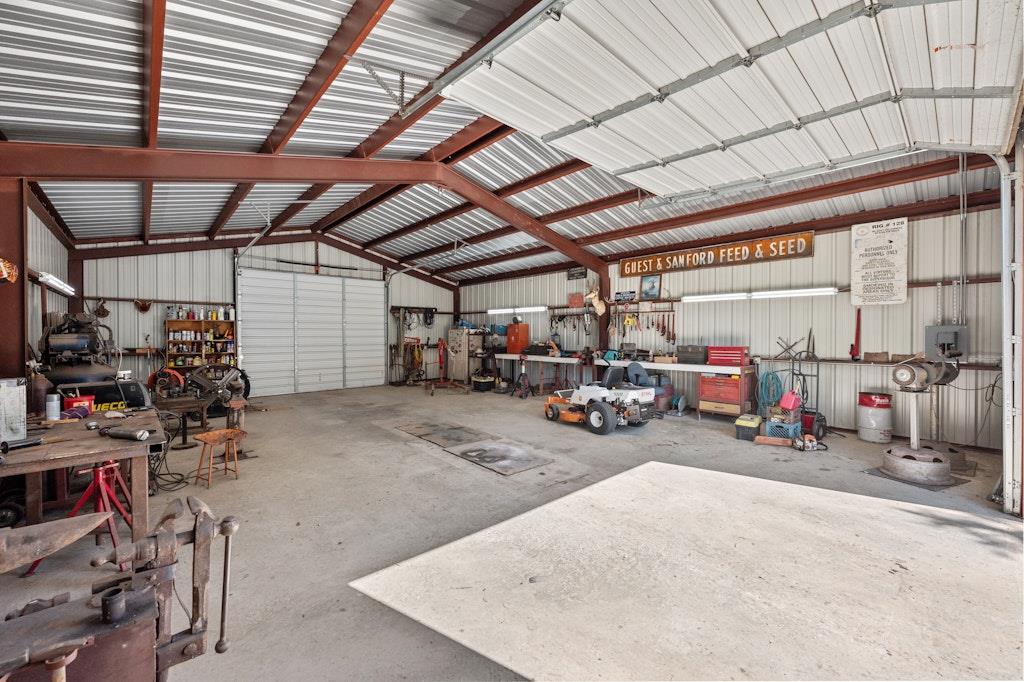 1100 Appalachian Trl, San Marcos, TX 78666