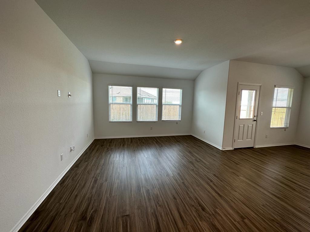 232 GOLDEN GROVE Pkwy, San Marcos, TX 78666