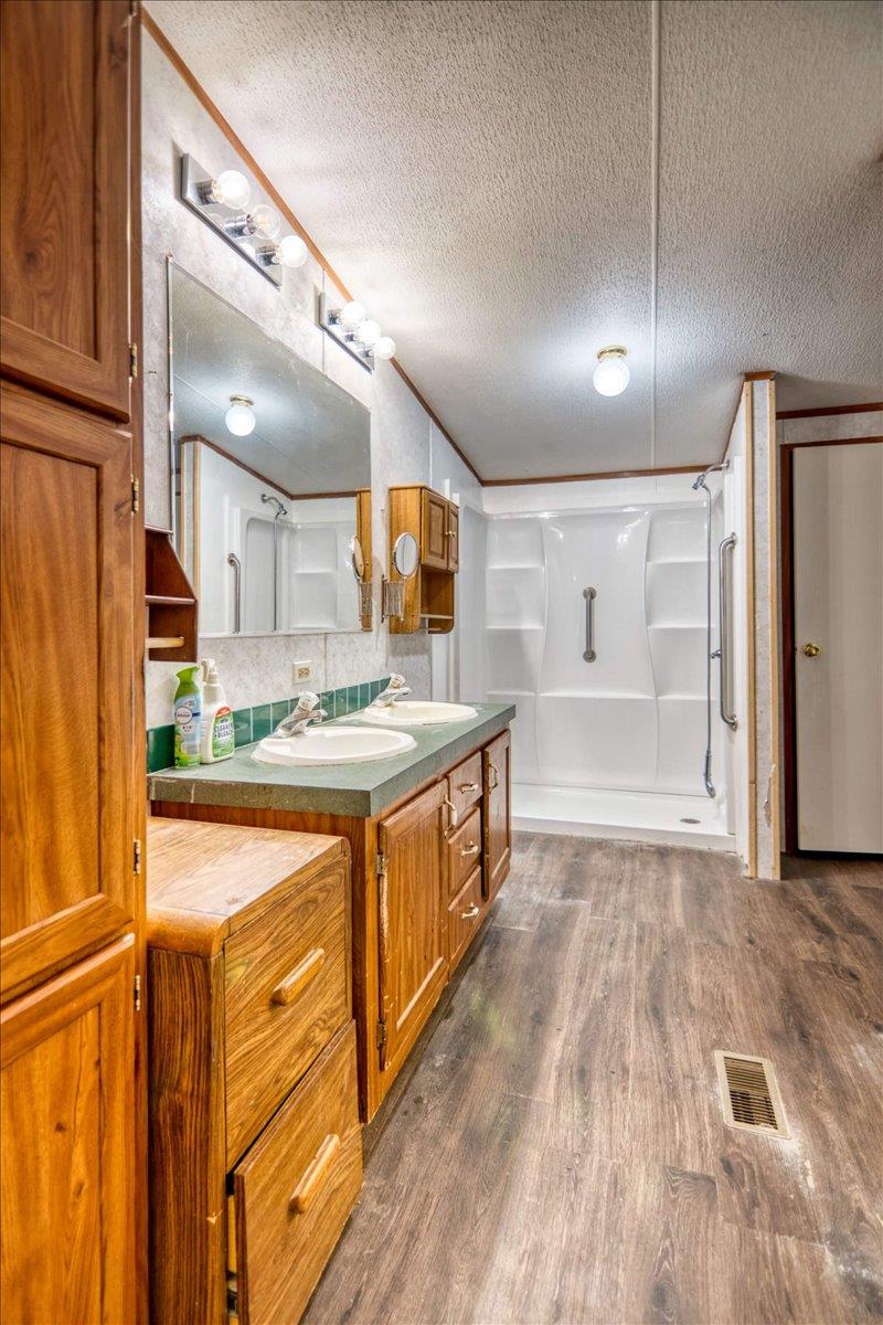 1630 County Road 335, Burnet, TX 78611
